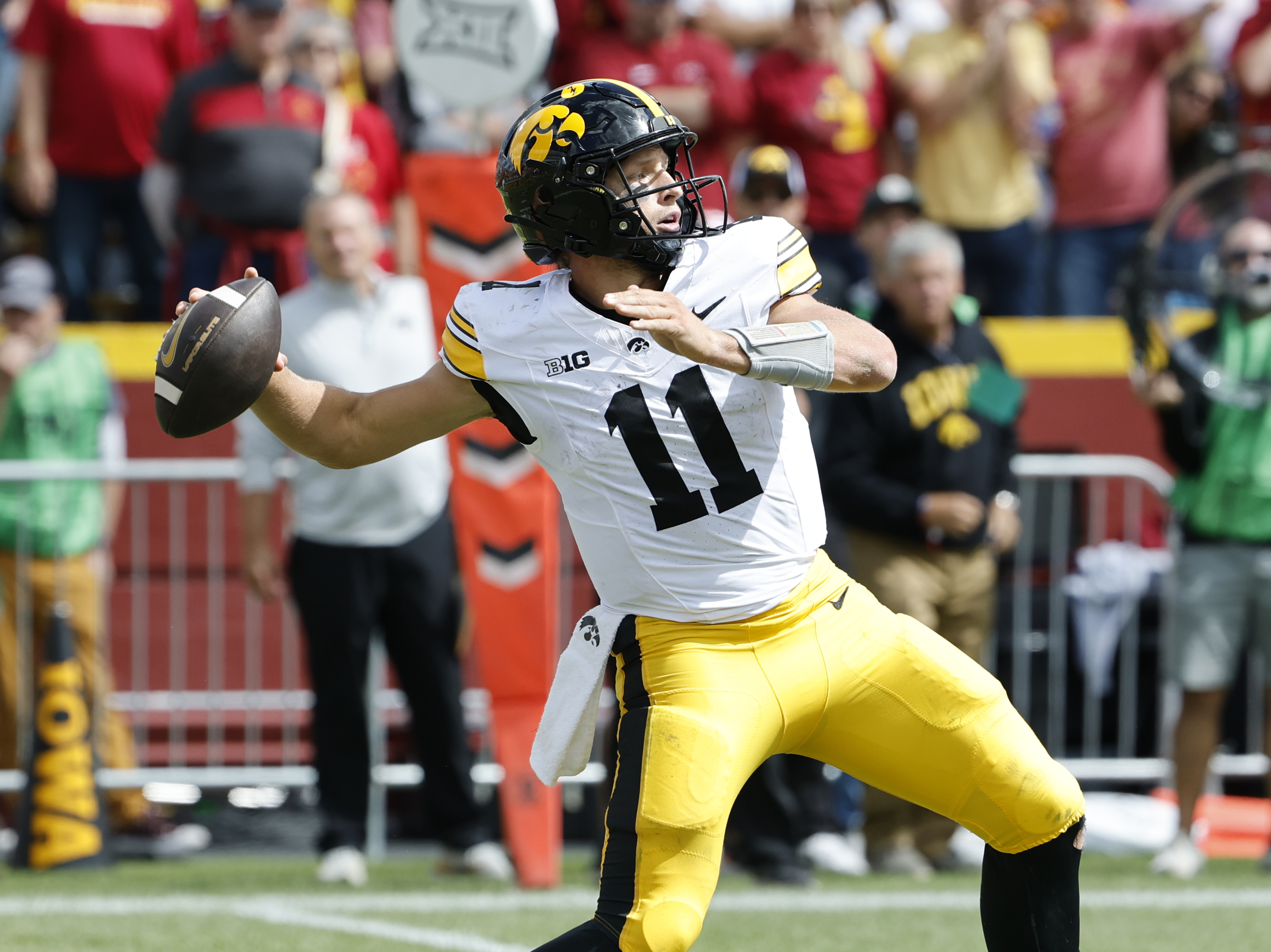 How to Watch UMass vs Iowa: Live Stream College Football, TV Channel