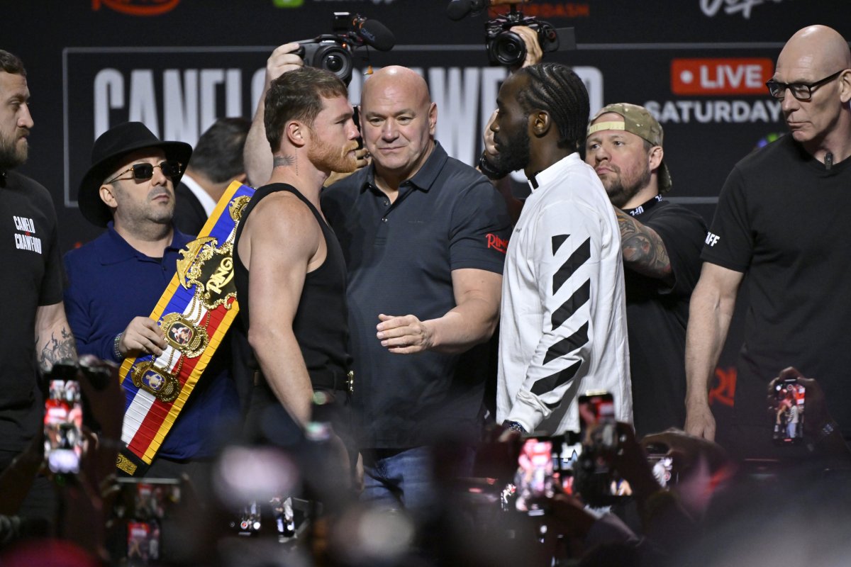 Canelo Alvarez vs. Terence Crawford