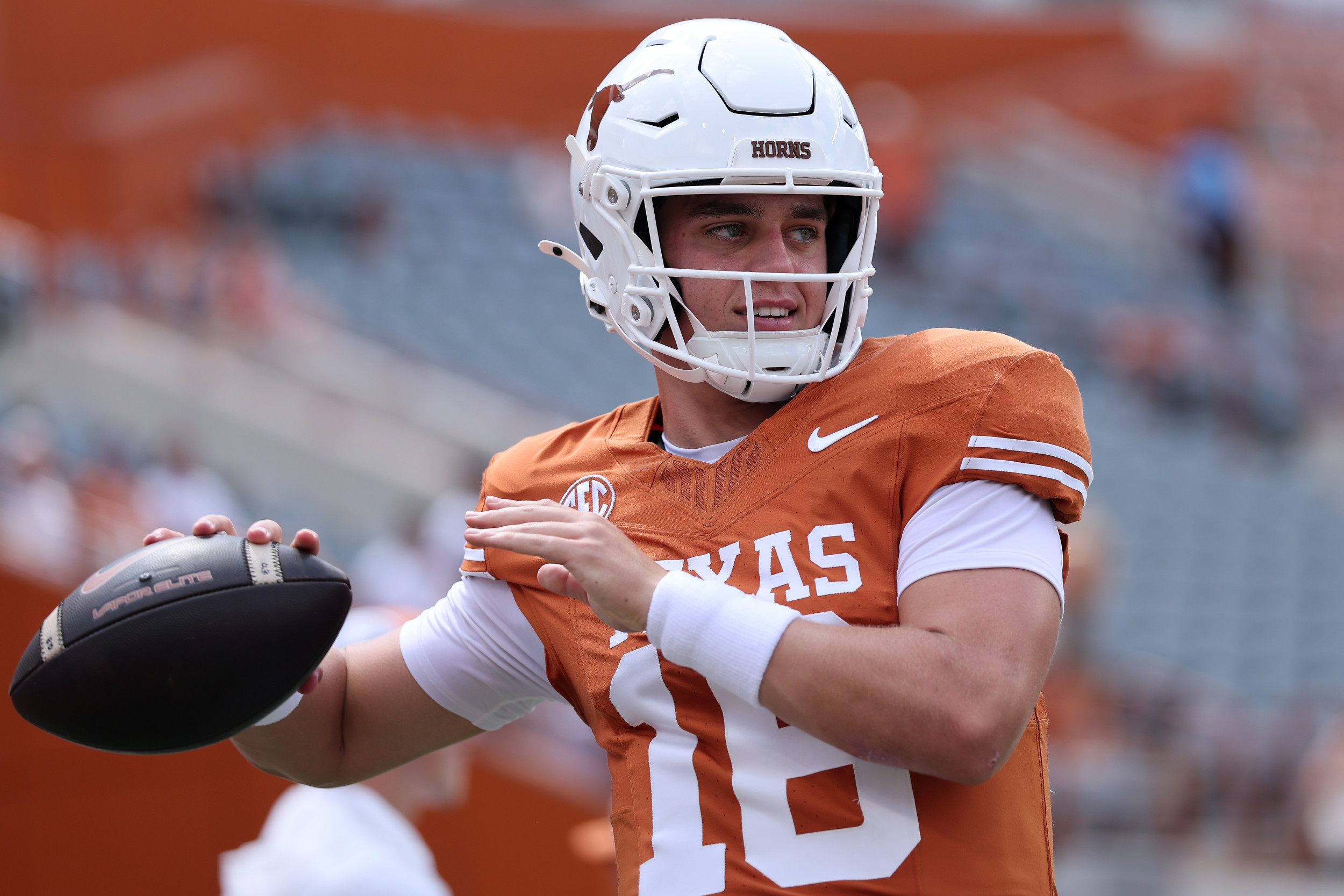 Texas Fans Send Brutal Message to Arch Manning After Rough Performance