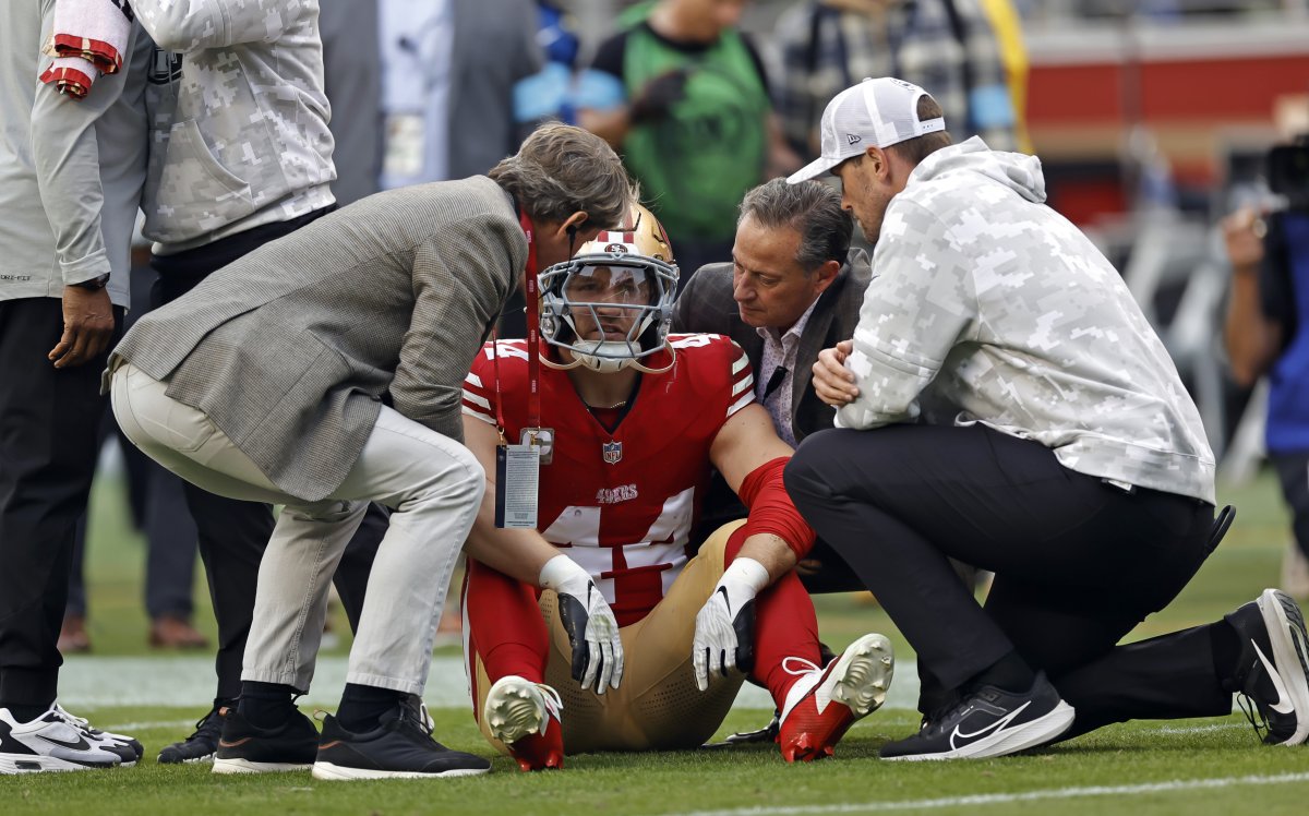 SHANAHAN'S NIGHTMARE: Indispensable 49ers Weapon Suffers Worrying Injury (concussion) Against Saints - Exits in Agony.