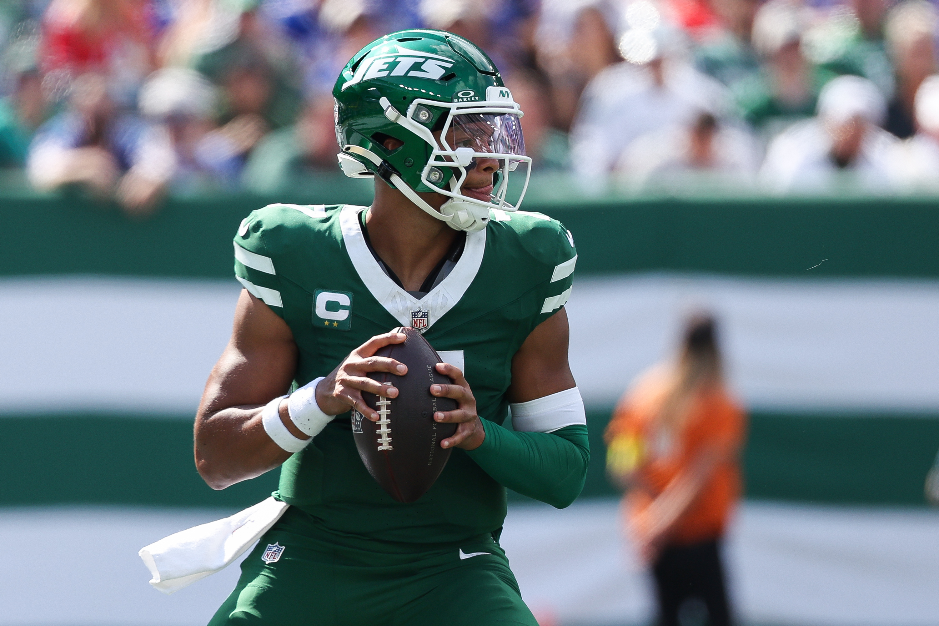 Jets Issue Brutal Justin Fields Injury Update After Loss