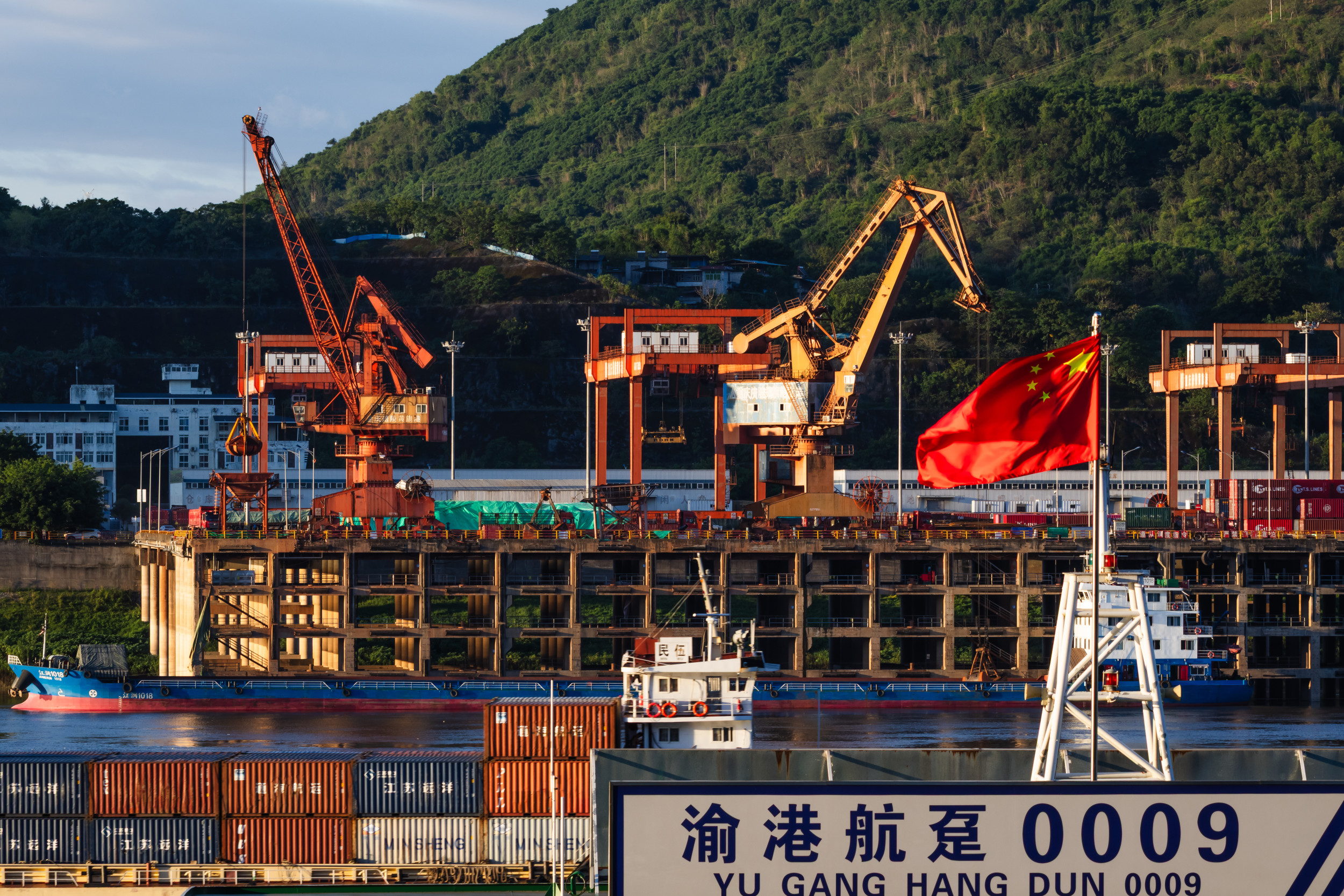 China's Economy Struck by Sudden Decline
