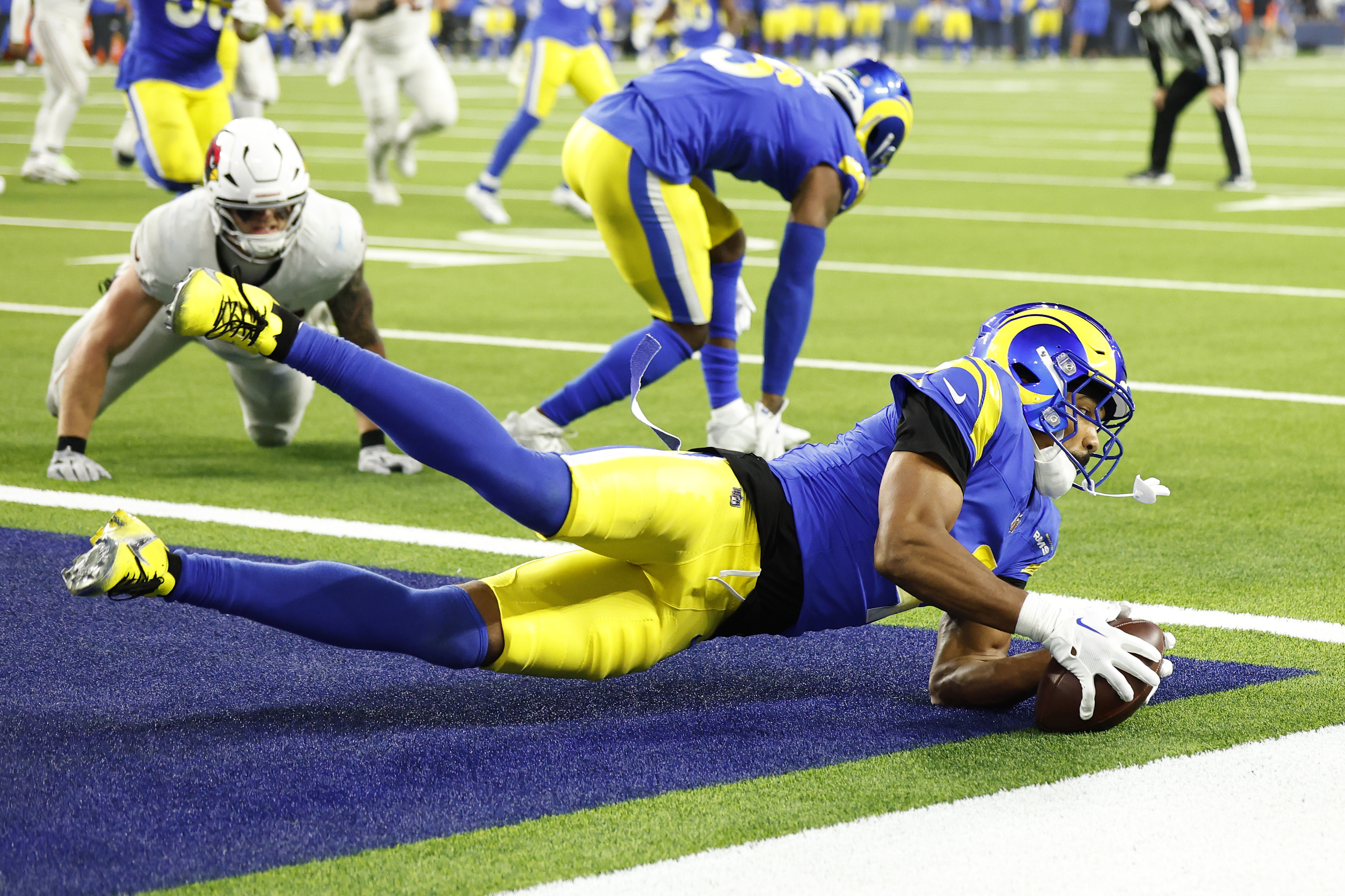 Rams Defensive Standout Officially Placed on Injured Reserve