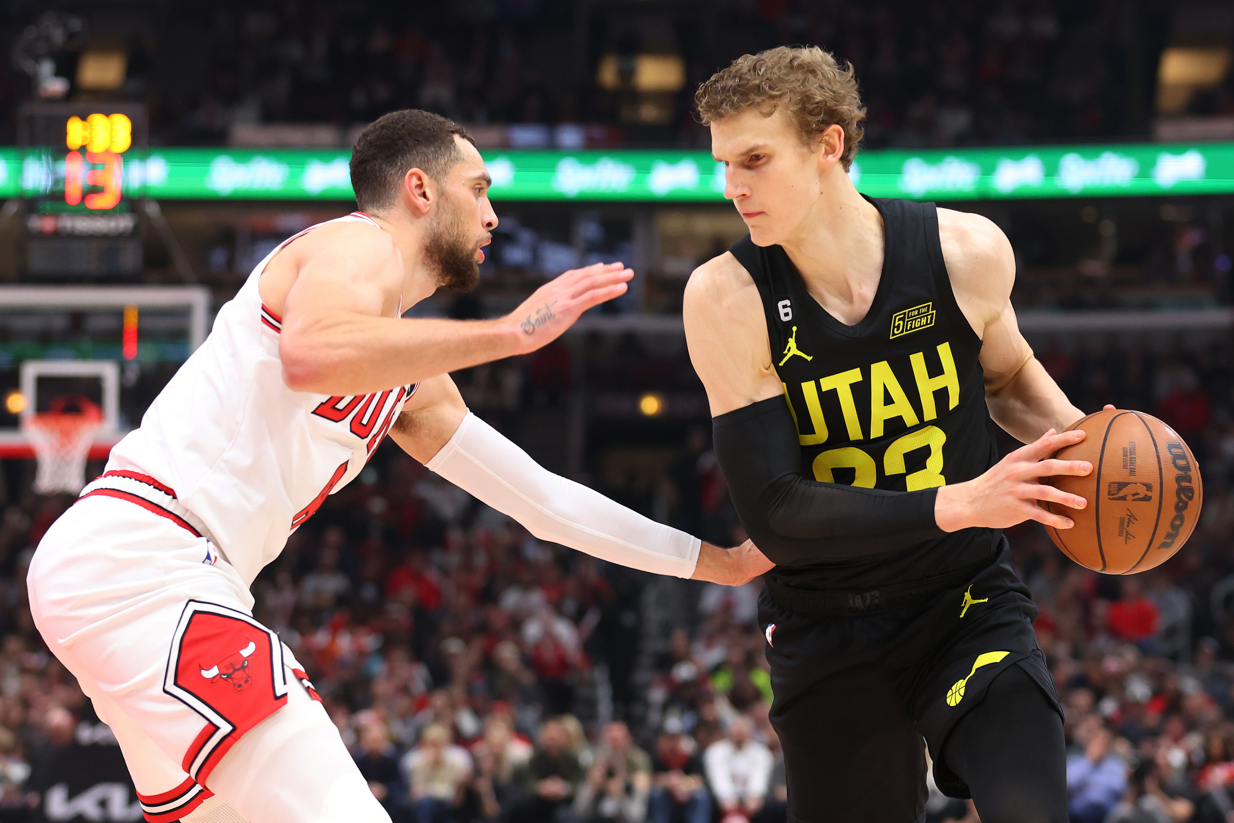 Lakers Urged to Go All-In, Land $196 Million All-Star in Blockbuster Trade