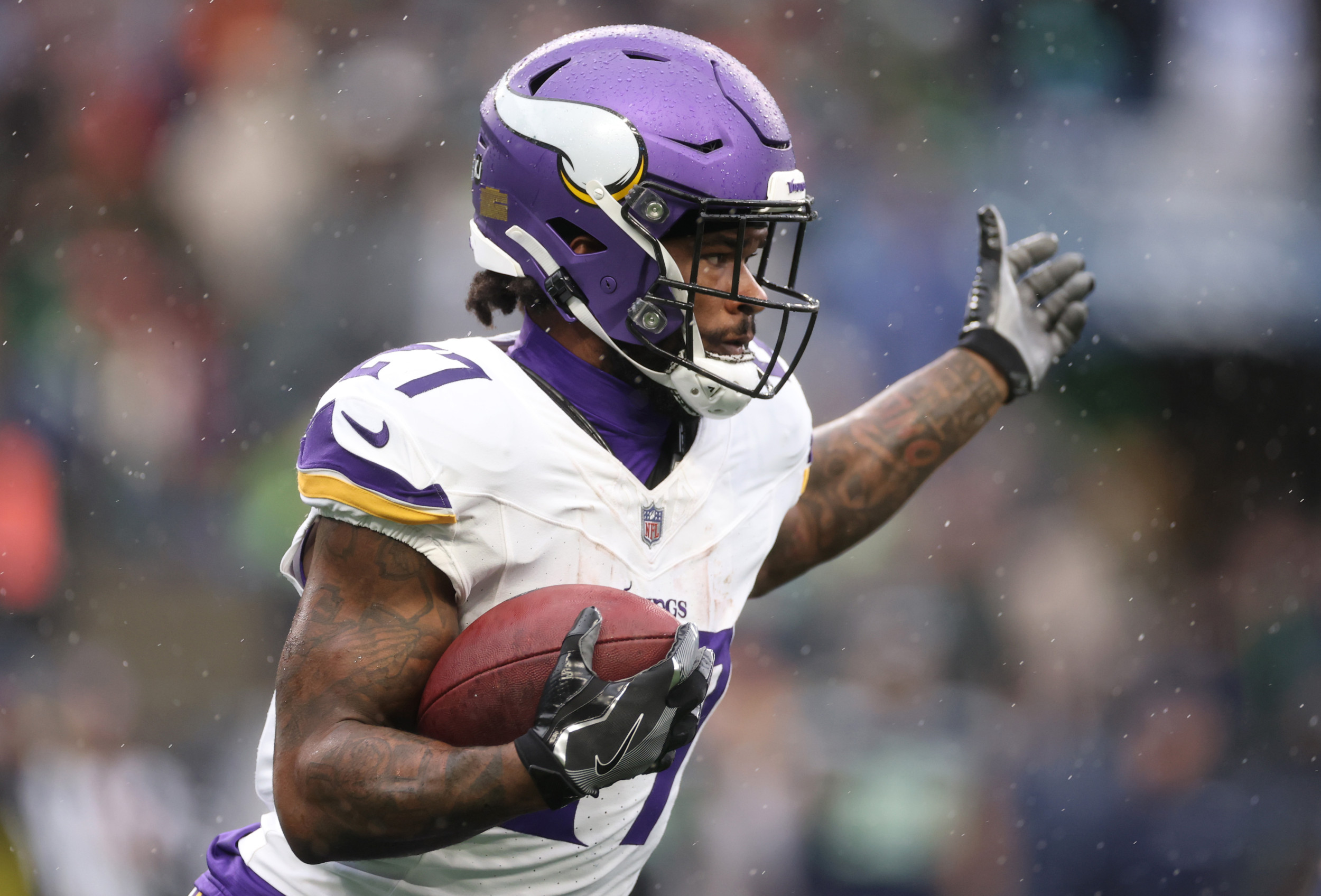 Vikings Reunite With Veteran RB After Aaron Jones Injury