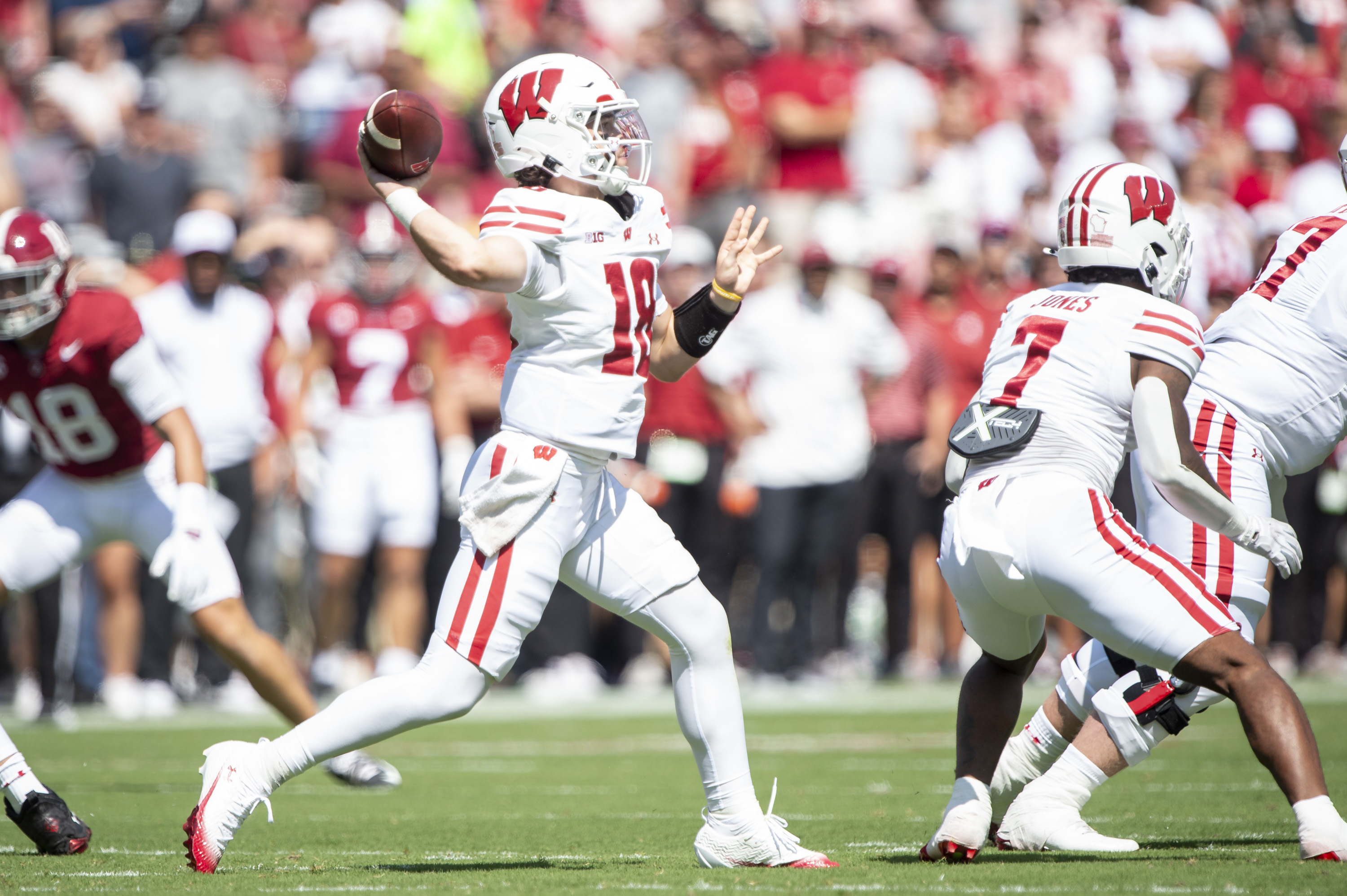 How to Watch Maryland vs Wisconsin: Live Stream NCAA College Football, TV Channel