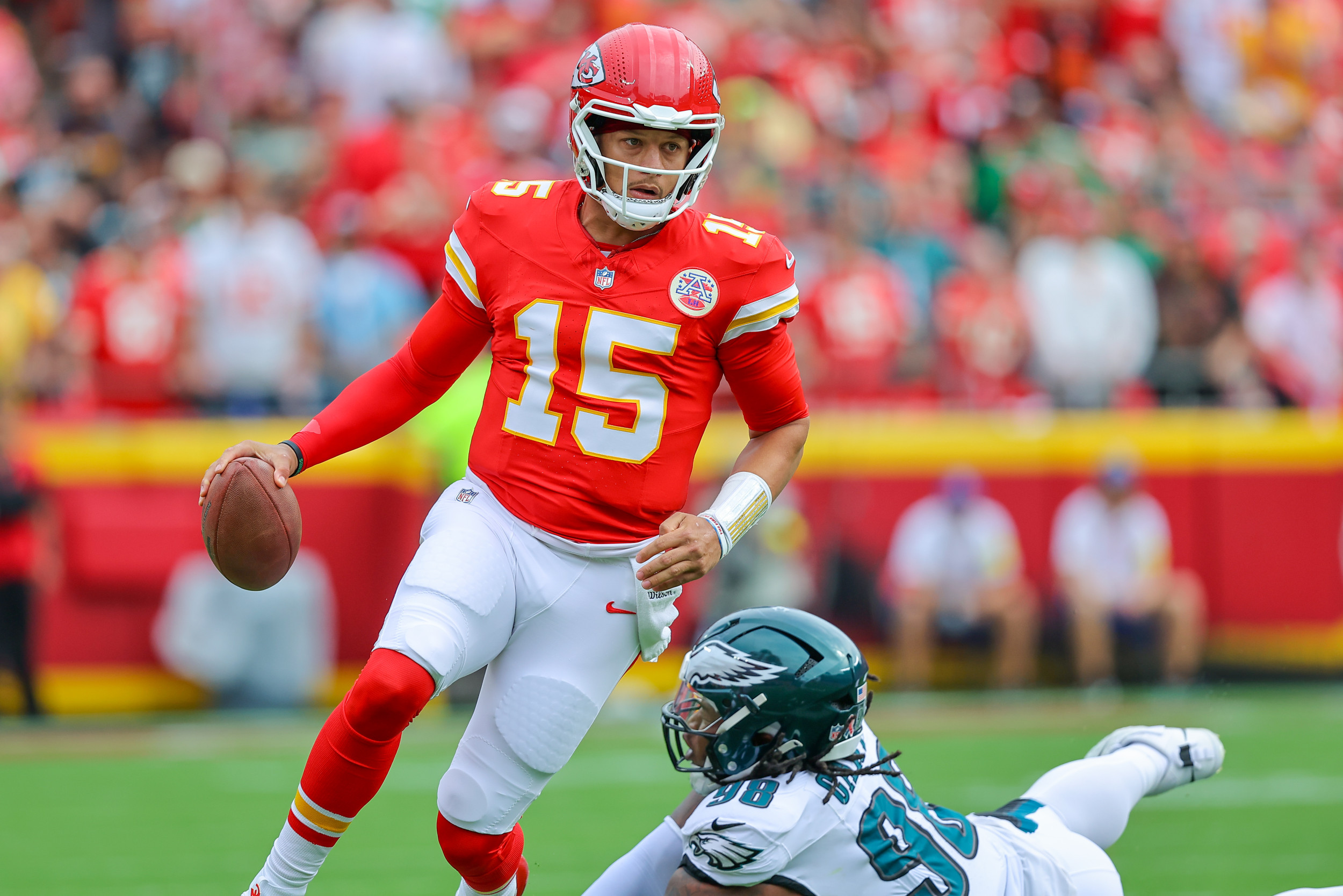 Chiefs' Patrick Mahomes Flips the Script After 0-2 Start to Season