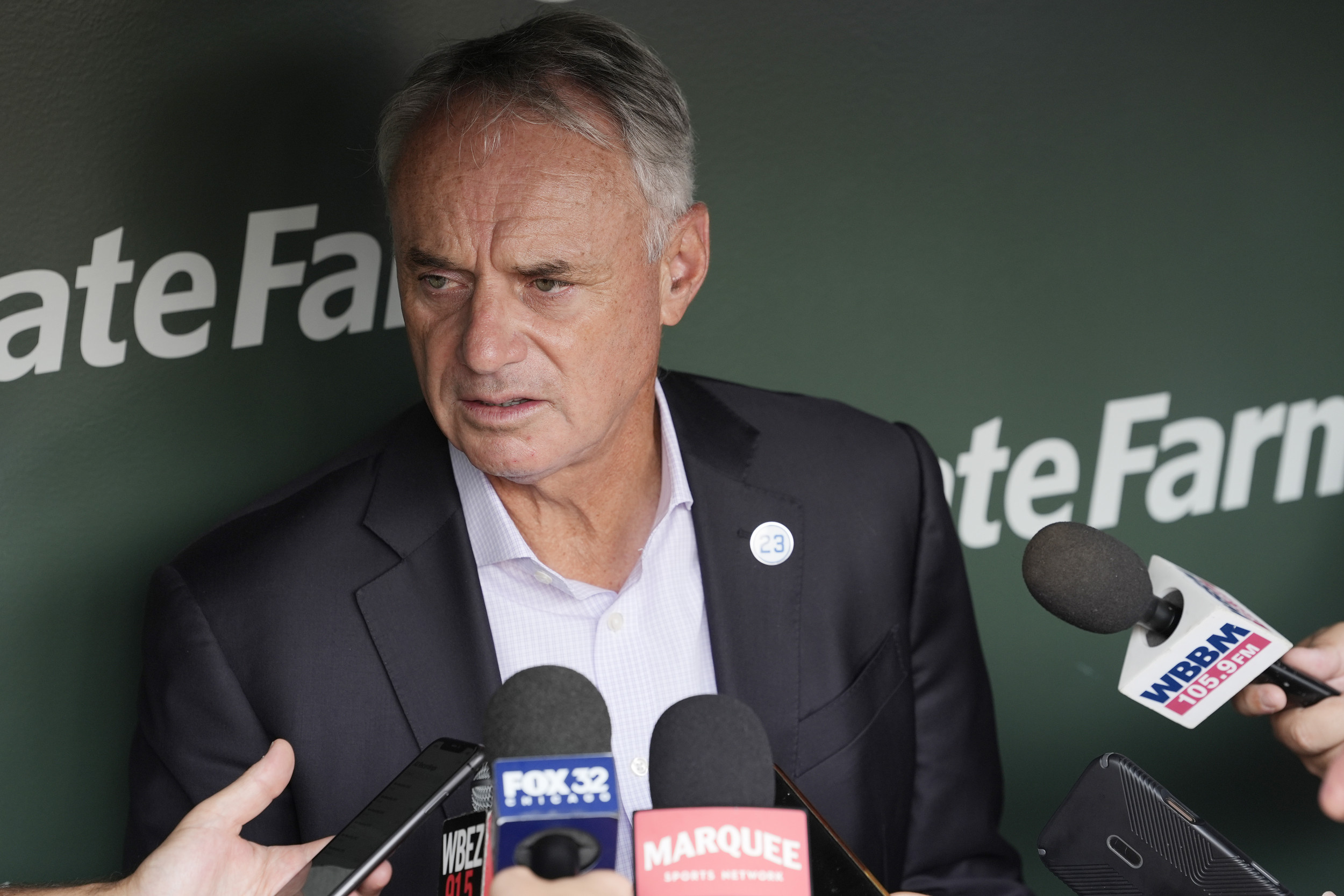 MLB Players Reportedly Against Pursuit of Salary Cap, Label It 'Declaration of War'