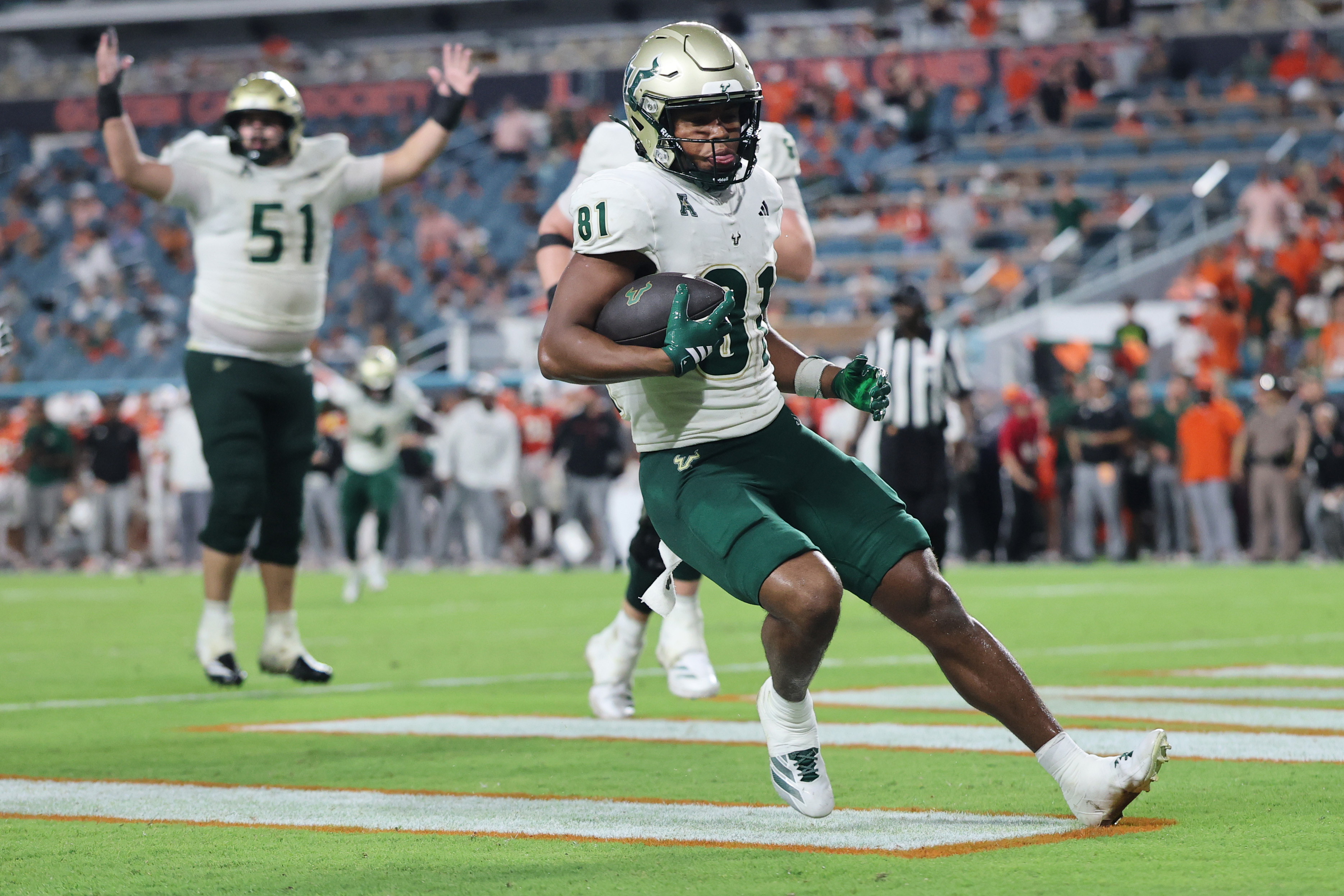 How to Watch South Carolina State vs South Florida: Live Stream NCAA College Football, TV Channel