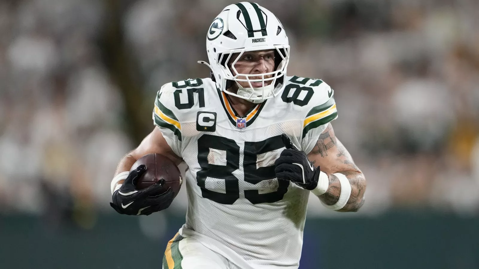Packers' Emerging Star Tucker Kraft Suffers Significant Injury in Practice - Newsweek