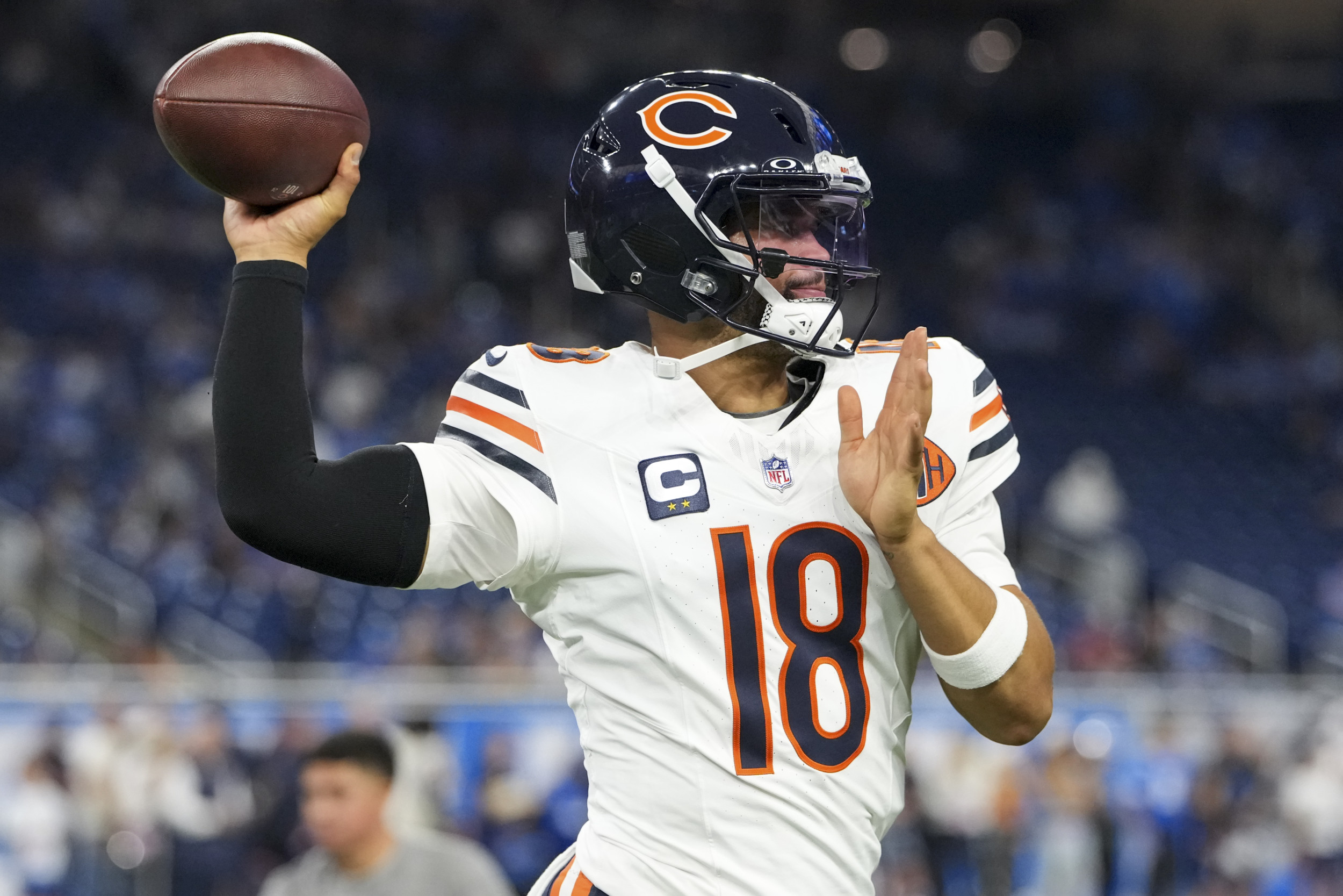 Bears' Johnson Notes Caleb Williams' Growth Despite 52-21 Loss to Lions