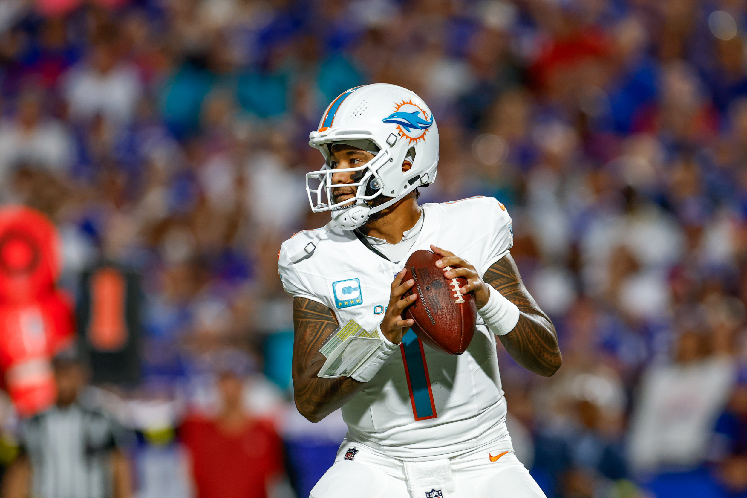Dolphins' Mike McDaniel Sends Brutally Honest Tua Tagovailoa Message After 0-3 Start