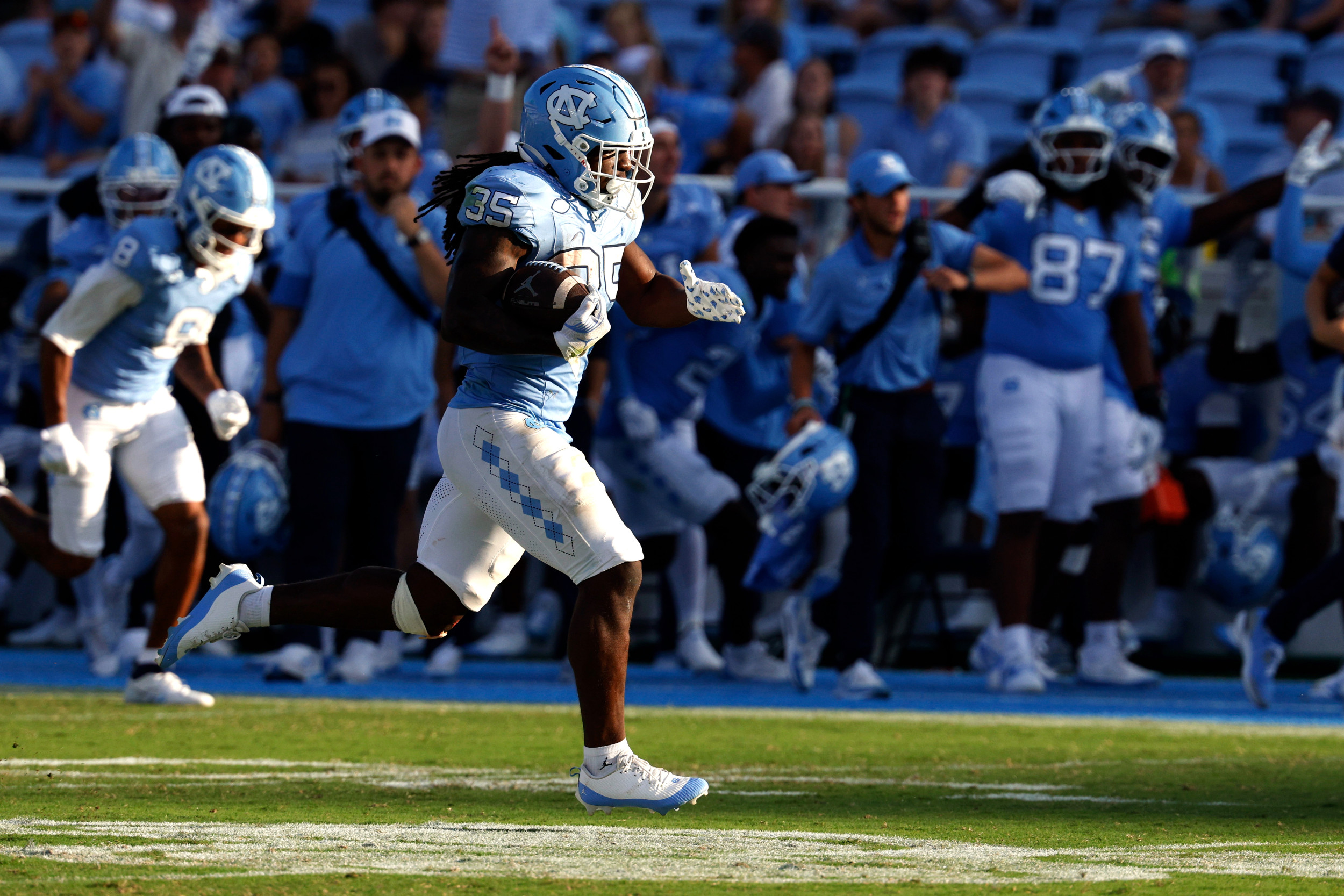 How to Watch North Carolina vs UCF: Live Stream College Football, TV Channel
