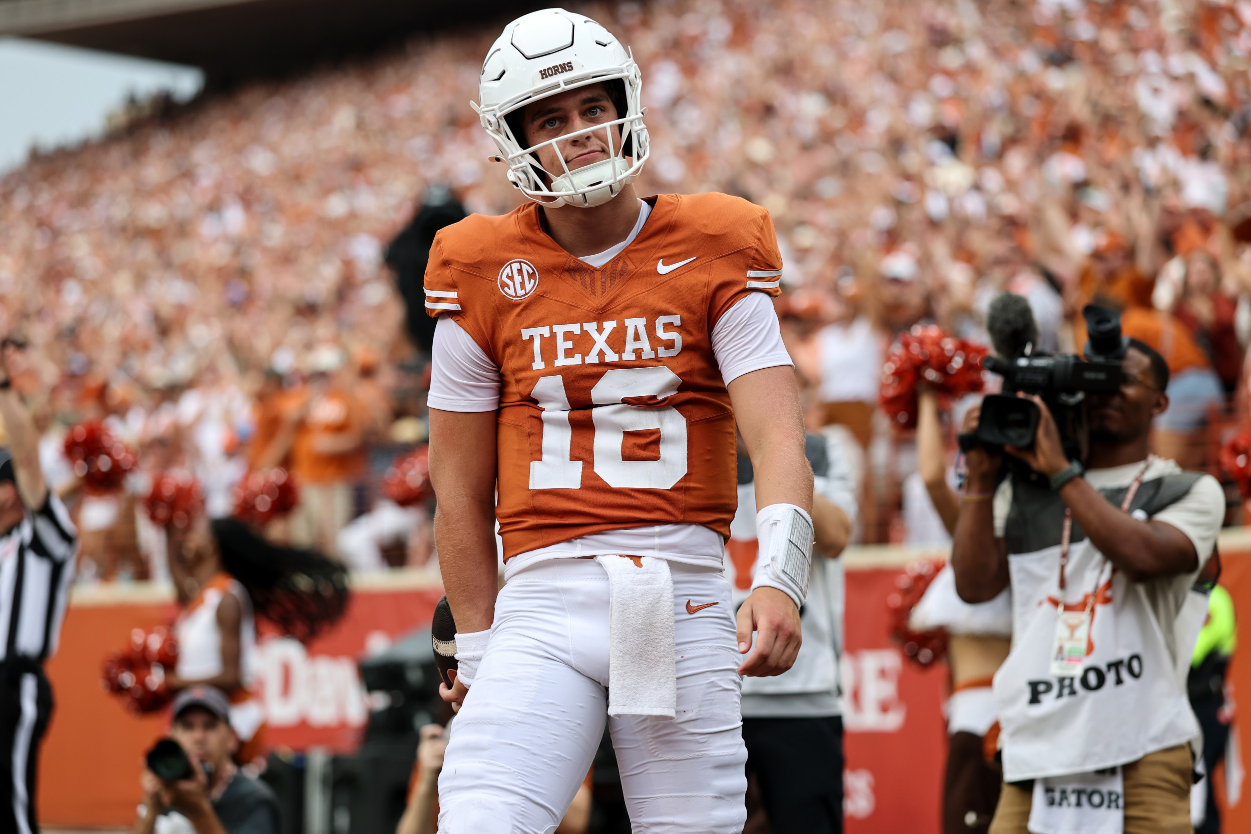 Tim Tebow Goes Off on Texas' Arch Manning Critics