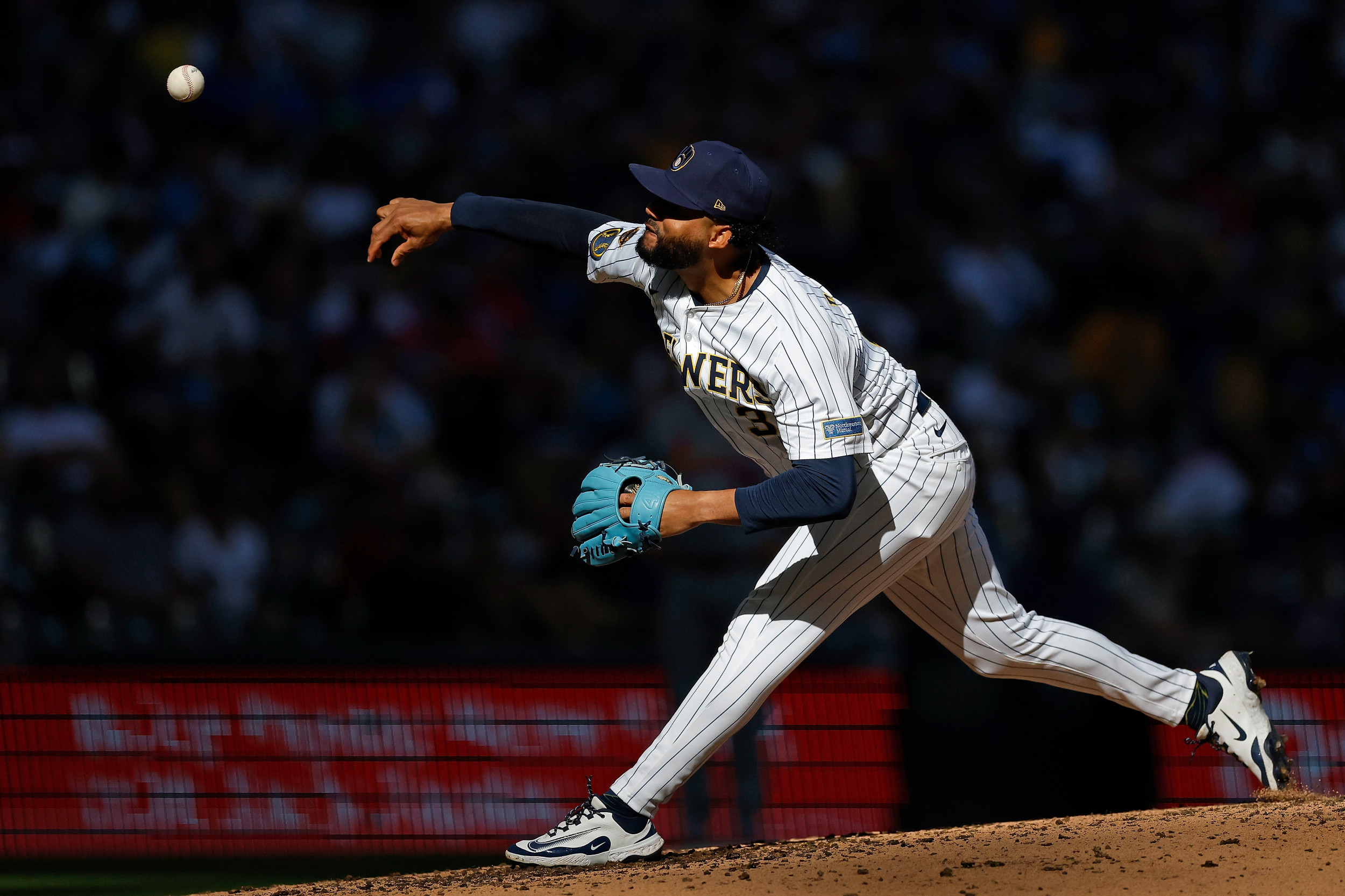 Brewers Cut Ties With Veteran Reliever After Shocking Disappointing Season