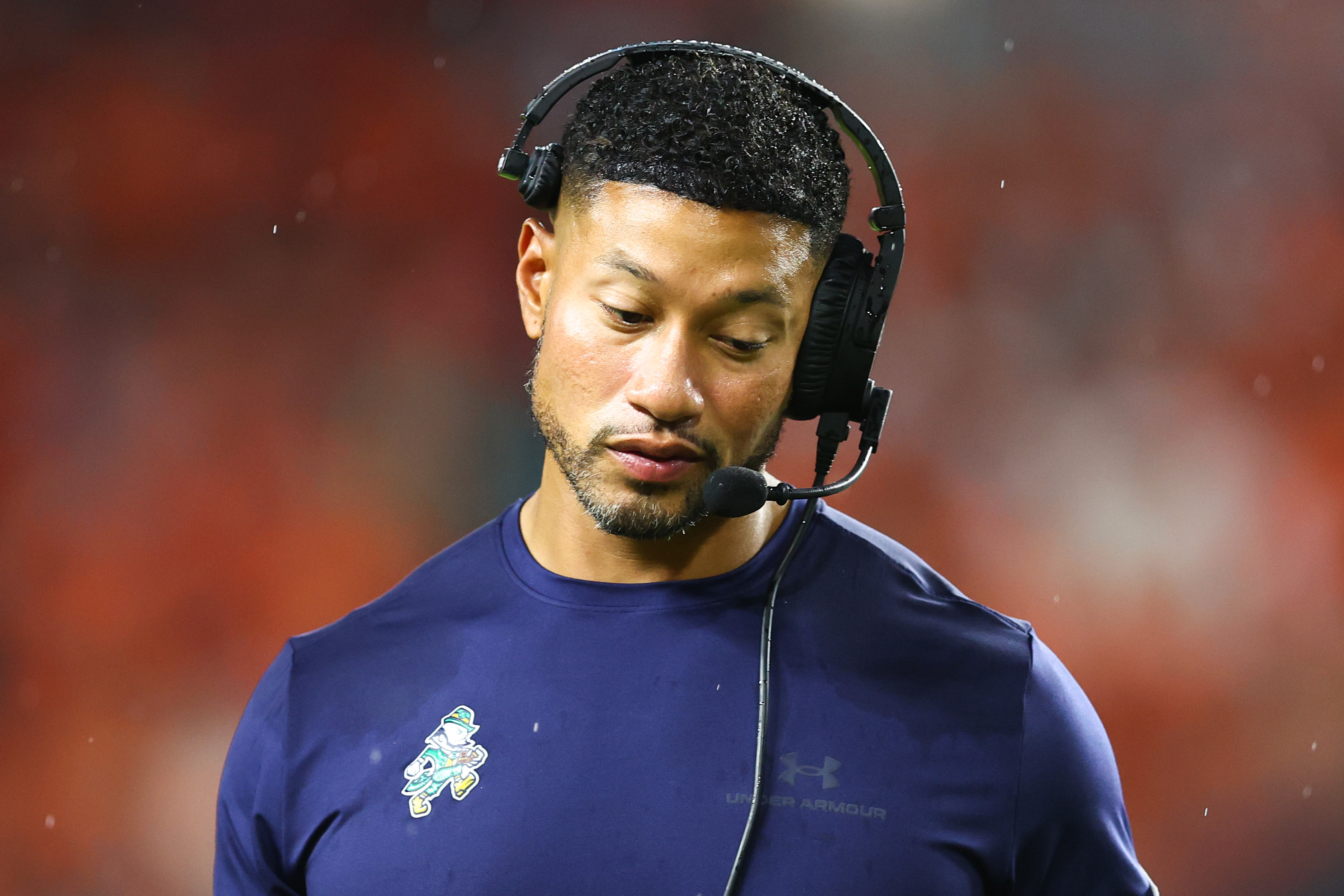 Notre Dame Coach Freeman Vows Teamwork to Address Struggling Defense