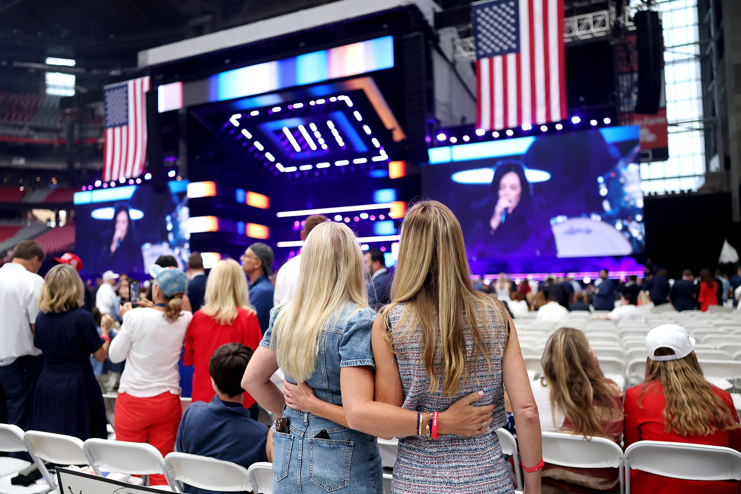 Charlie Kirk Memorial Draws 200,000 Registrations with Trump, Vance Speeches