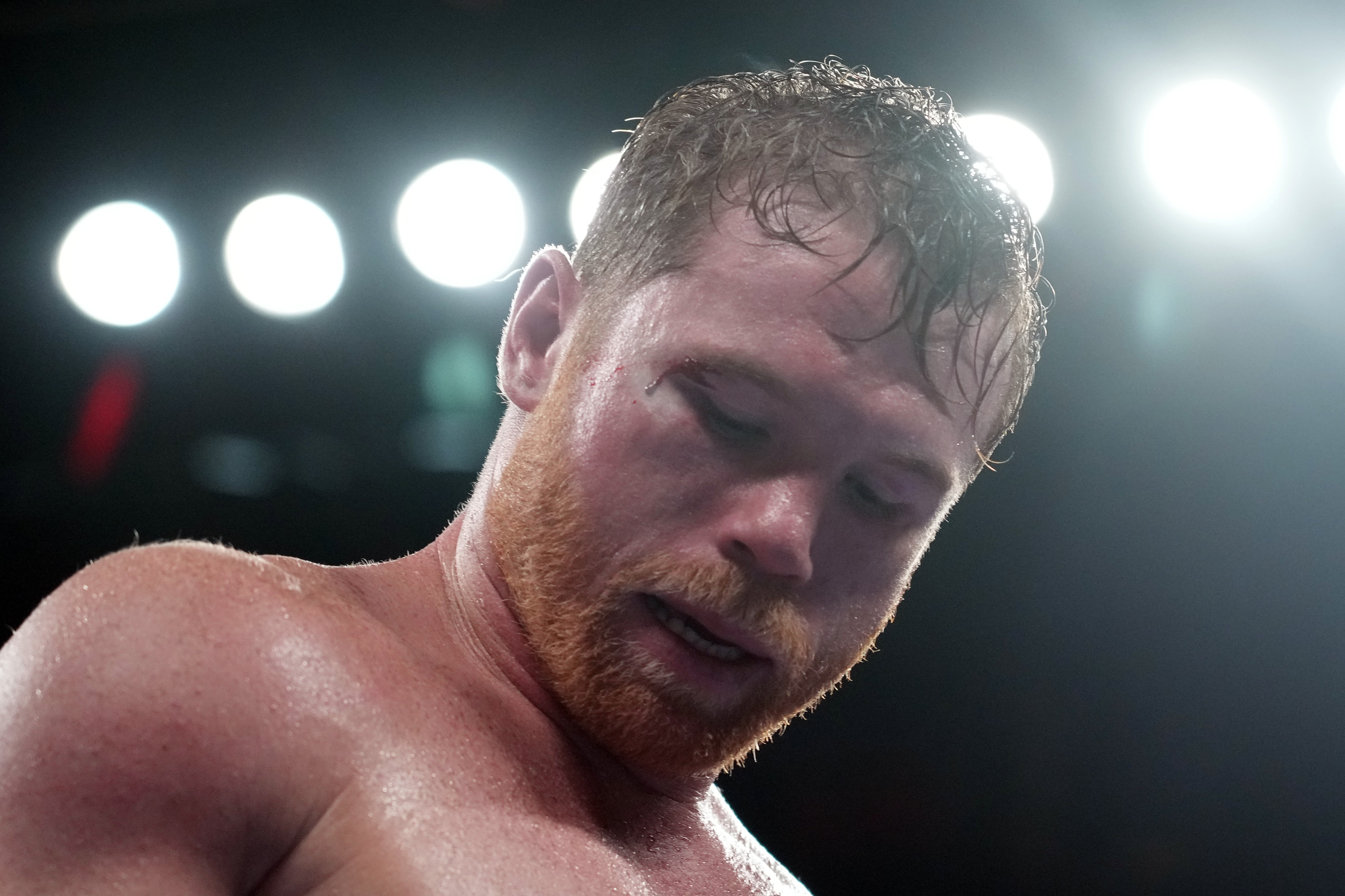 Canelo Alvarez Plans Historic 2026 Wembley Fight After Crawford Defeat