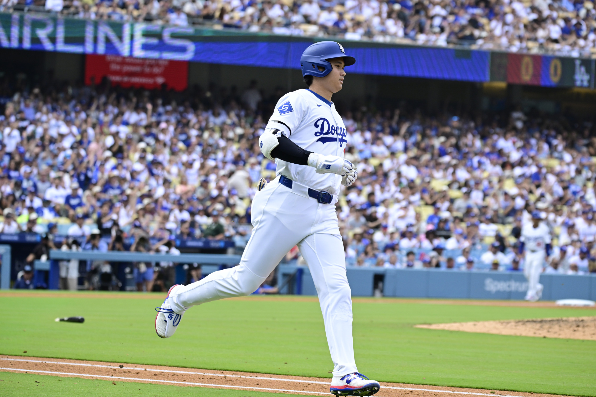 MLB Contenders 'Upset' With Dodgers, Shohei Ohtani Going Into Postseason