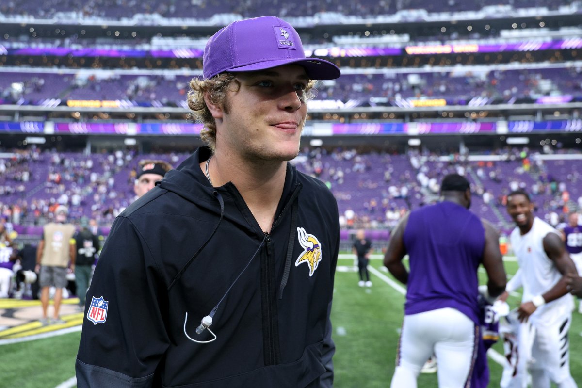 Minnesota Vikings McCarthy em QB JJ.