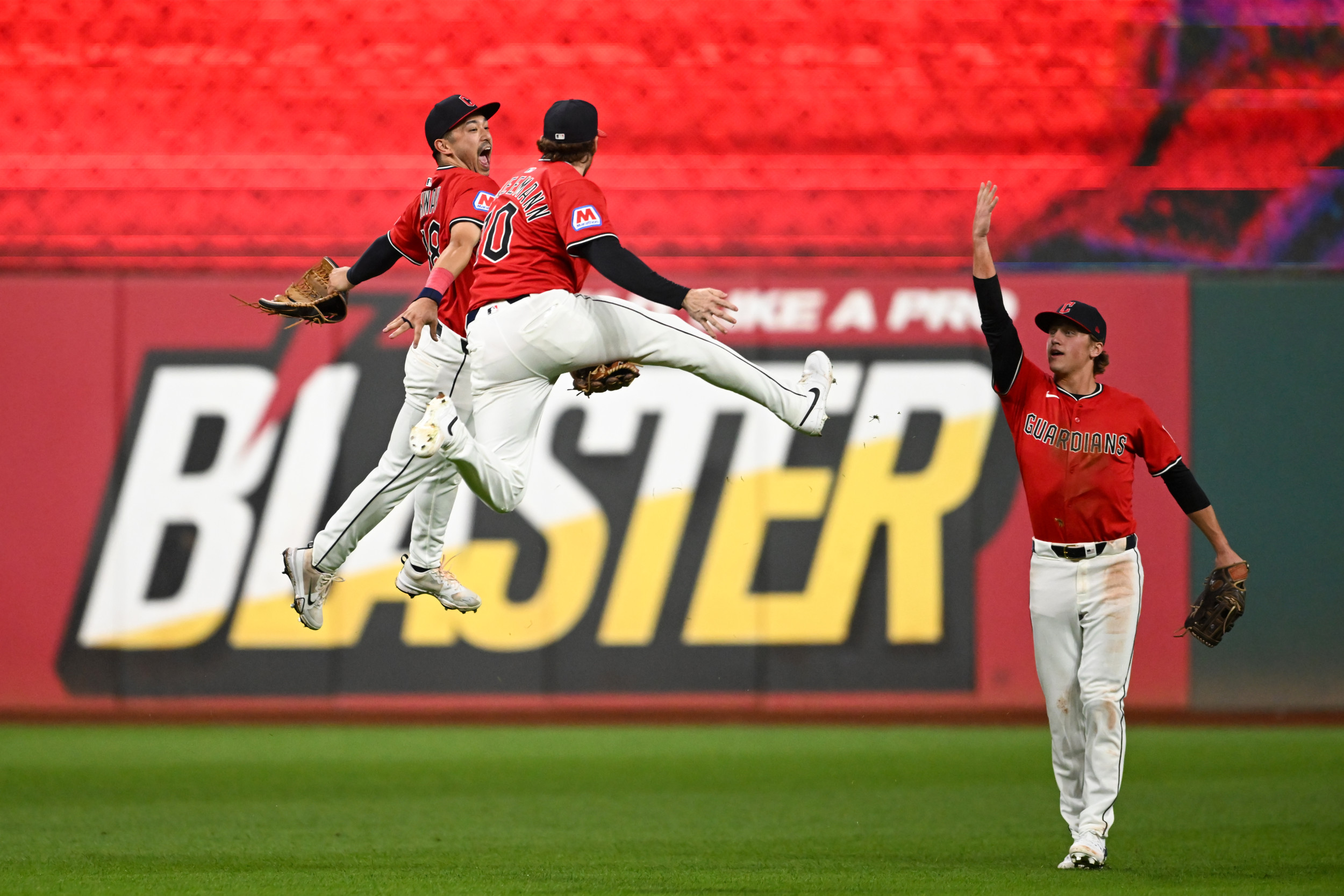 DraftKings Promo Code: Claim New $200 Bonus For MLB Wild Card Playoffs