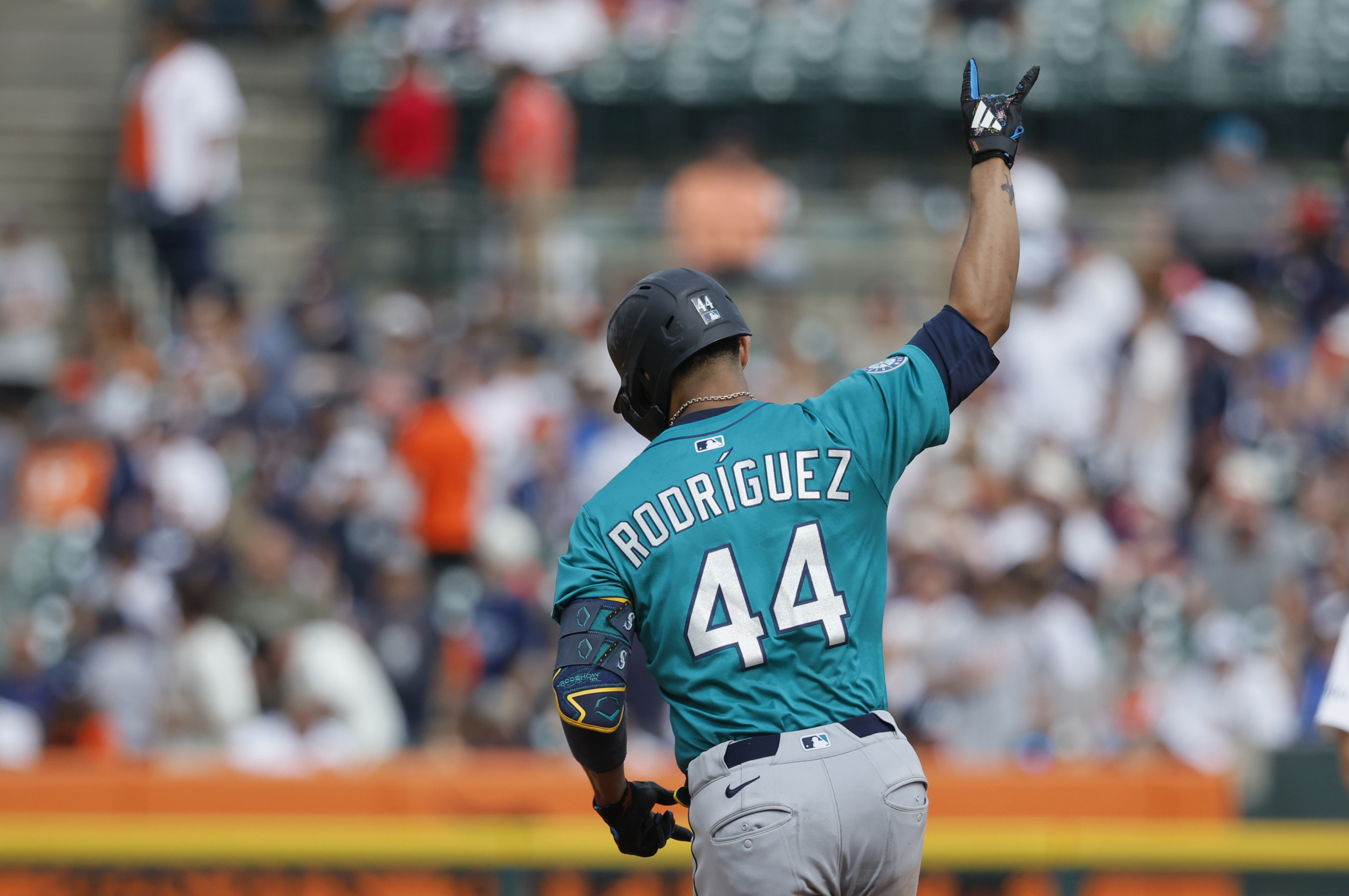 How to Watch Mariners vs Tigers ALDS Game 3: Live Stream MLB Postseason, TV Channel