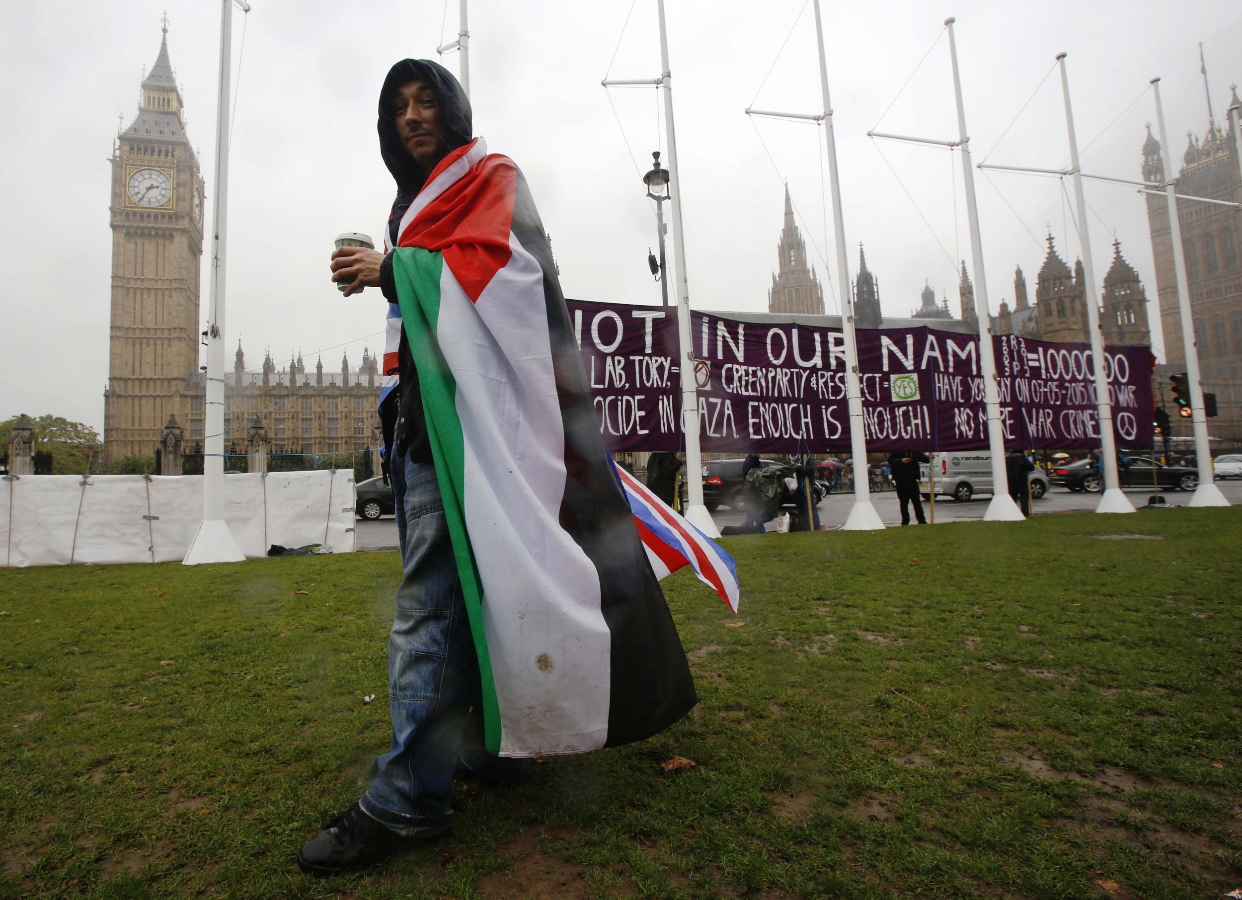 2014-10-13T212351Z_1_LYNXNPEA9C0VW_RTROPTP_4_MIDEAST-PALESTINIANS-BRITAIN