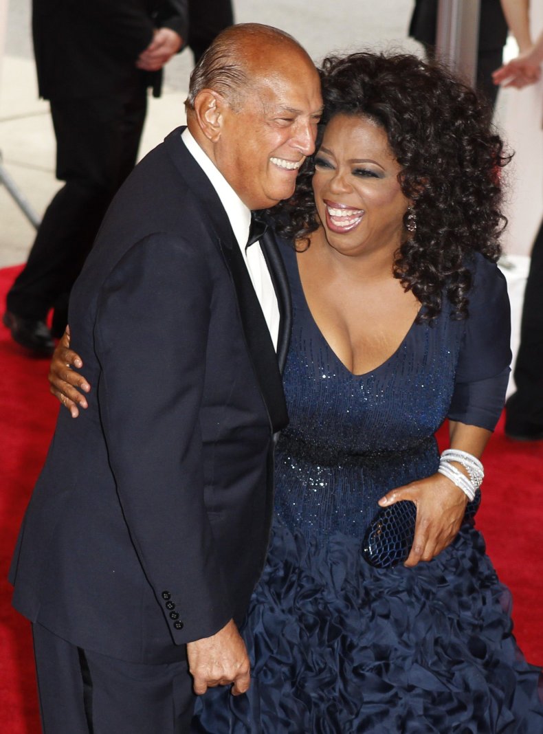 10-21-14 de la Renta Oprah 1