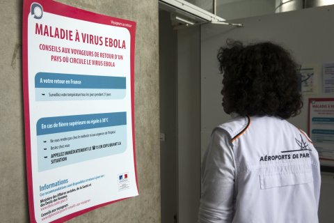 Ebola Charles de Gaulle