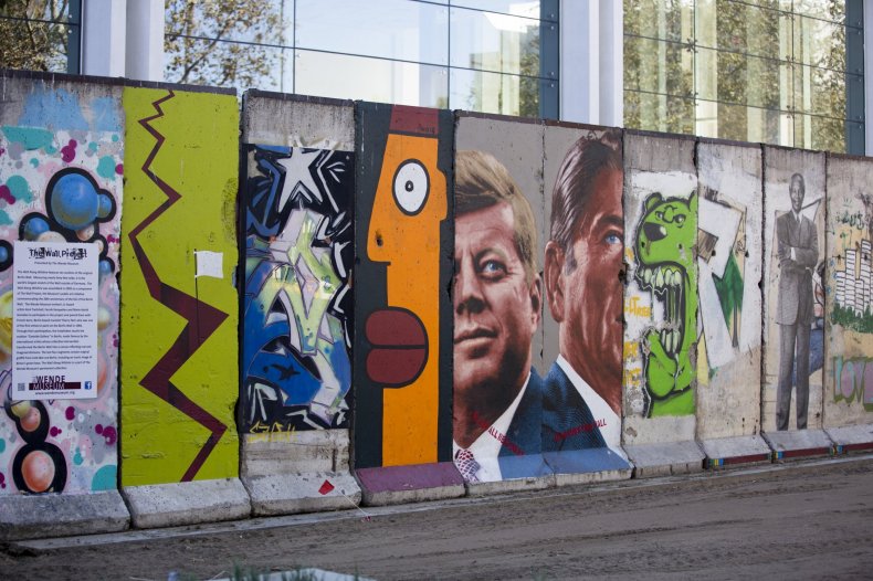 11-10-14 Berlin Wall LA