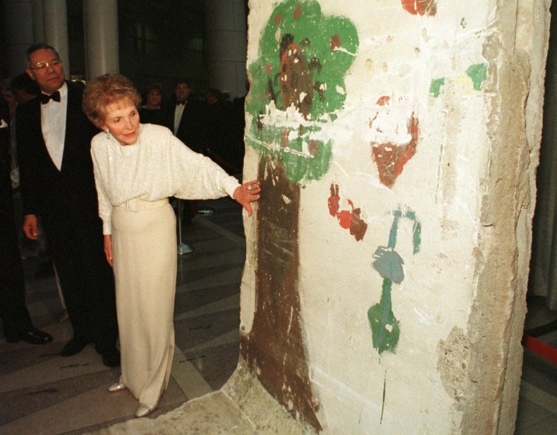 11-10-14 Berlin Wall DC