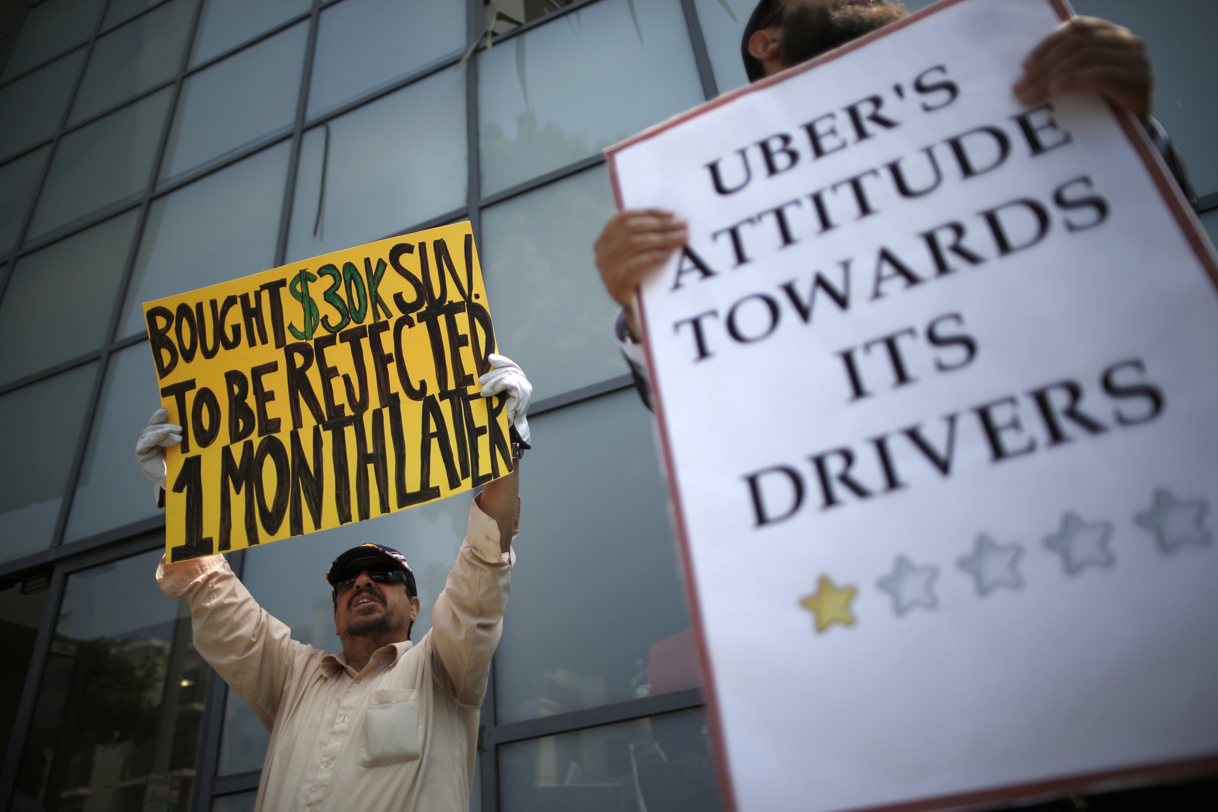 Ghost Texts Uber's Invasive Practices in Driver Recruitment