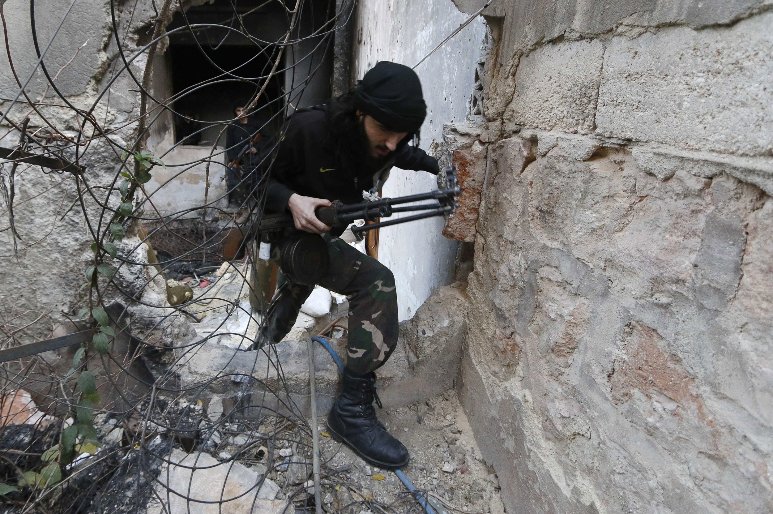2014-12-01T153149Z_2_LYNXNPEAB014P_RTROPTP_4_SYRIA-CRISIS