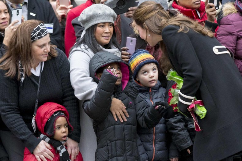 2014-12-08T183834Z_1095434190_GM1EAC9079J01_RTRMADP_3_USA-ROYALS
