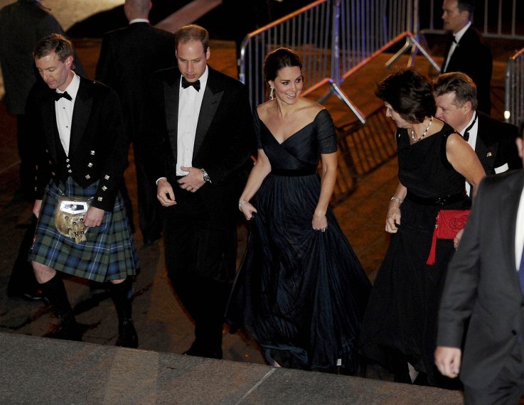 2014-12-10T003107Z_1805440674_TB3EACA01TUMU_RTRMADP_3_USA-ROYALS