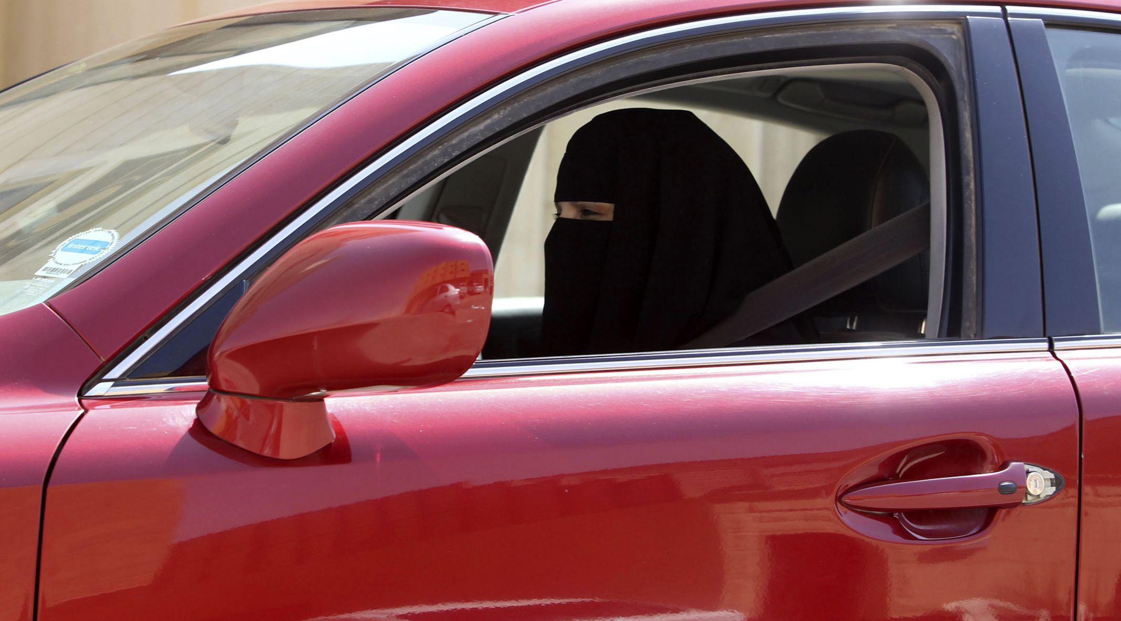 12-29-14 Woman driving Saudi Arabia