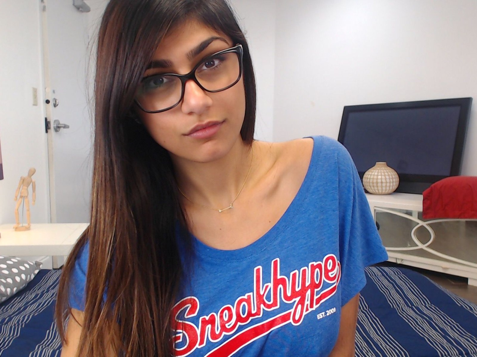 1600px x 1200px - Meet Mia Khalifa, the Lebanese Porn Star Who Sparked a National Controversy