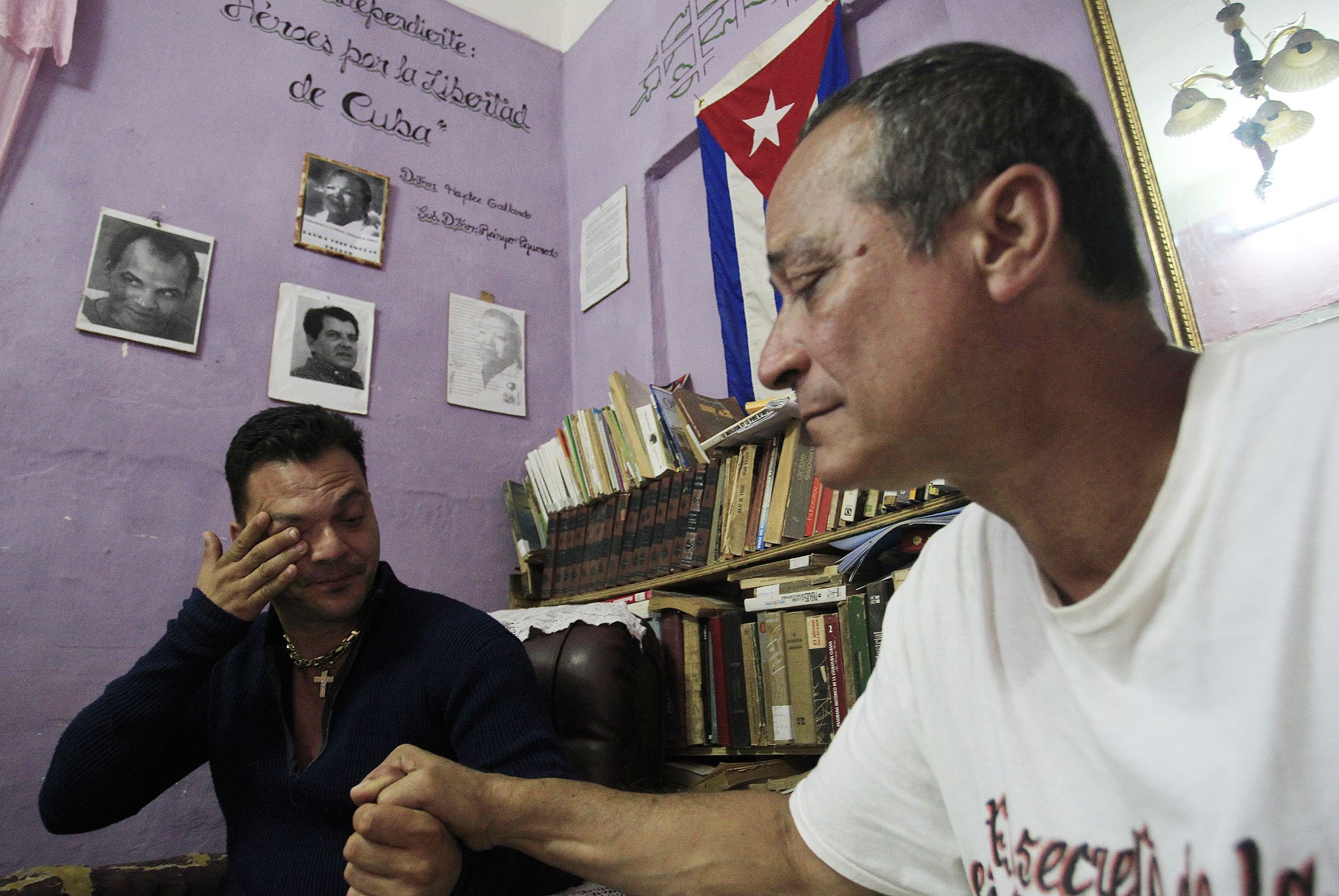 Dissident Groups Report More Opposition Activists Freed In Cuba Newsweek 