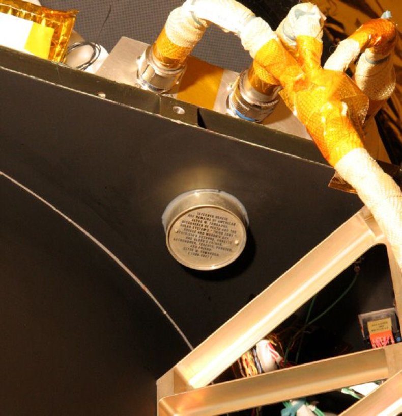 1-15-15 Tombaugh ashes 2