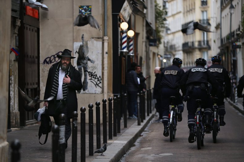 01_15_Paris_Jewish_03