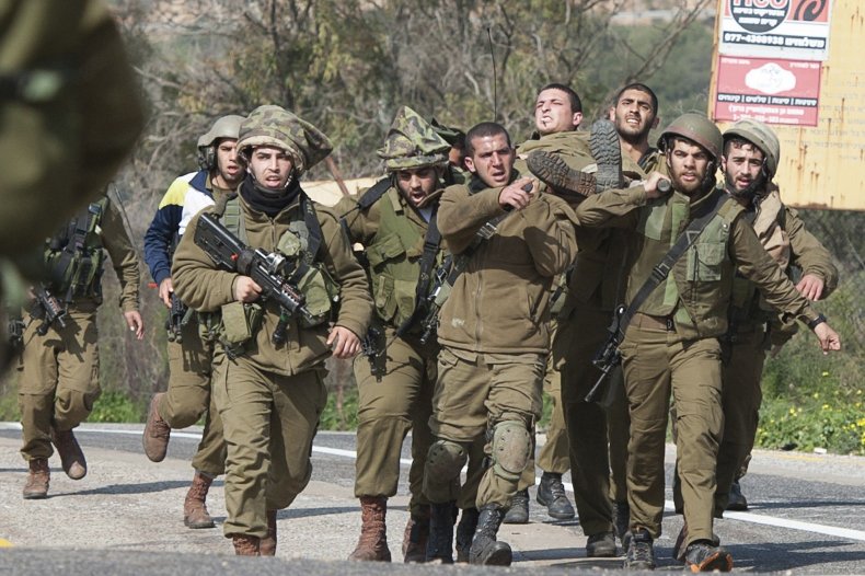 2015-01-28T155928Z_1_LYNXMPEB0R0RR_RTROPTP_4_MIDEAST-ISRAEL-LEBANON