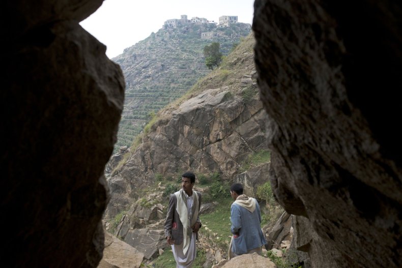 02_09_Houthis_03