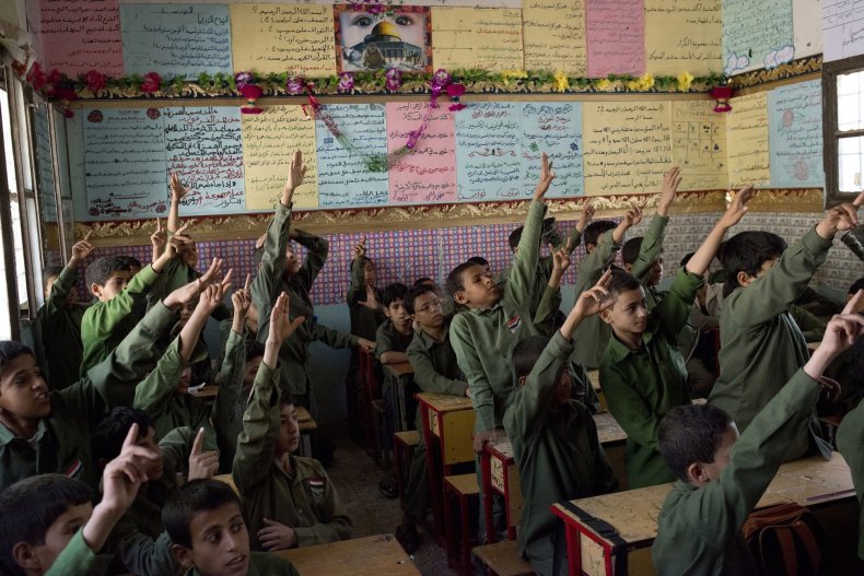 02_09_Houthis_11