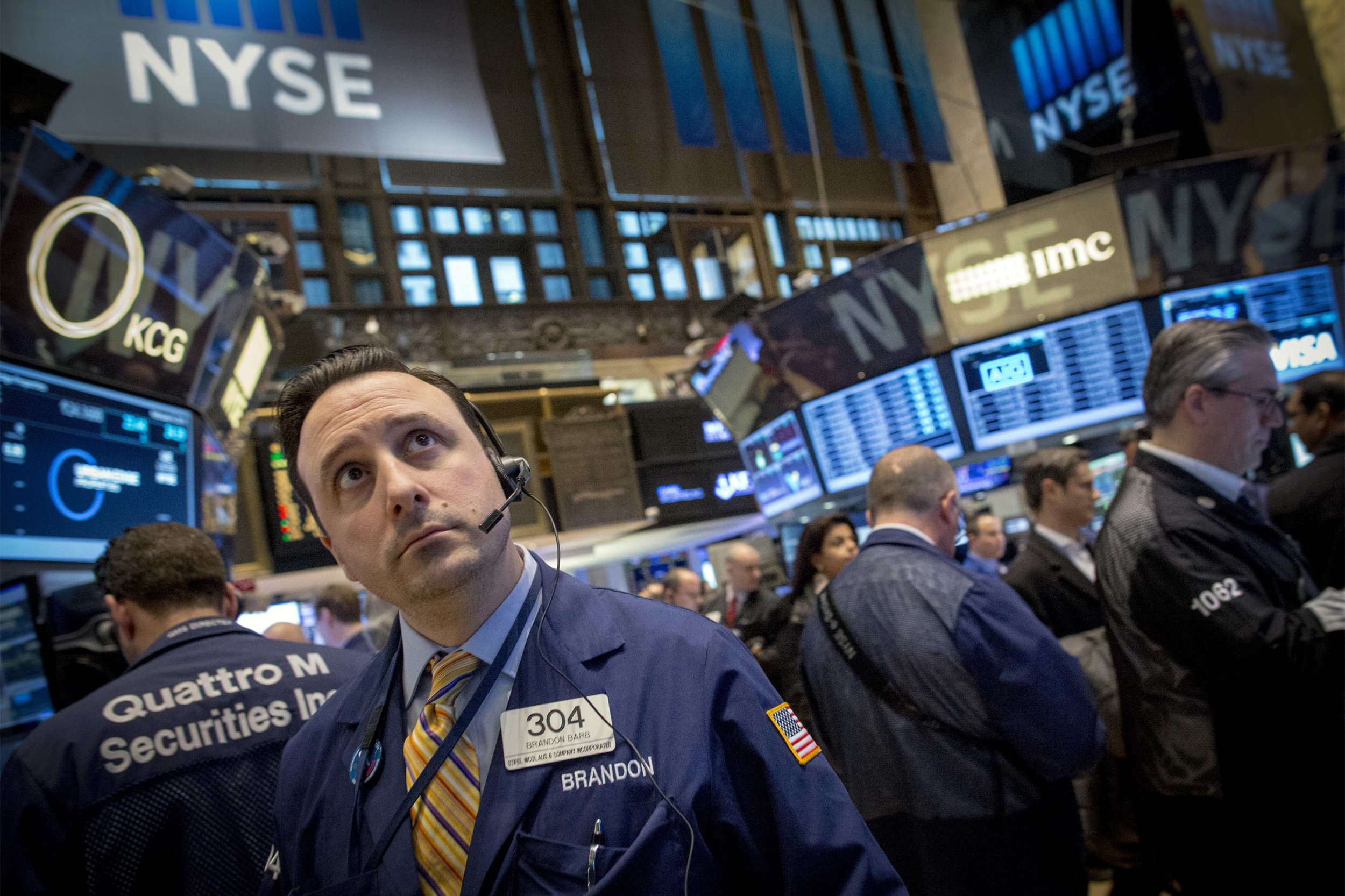 2015-02-09T153654Z_573660275_GM1EB291TJO01_RTRMADP_3_MARKETS-STOCKS 2015-02-09T153654Z_573660275_GM1EB291TJO01_RTRMADP_3_MARKETS-STOCKS