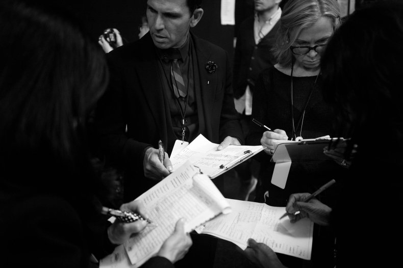 02_25_NYFWBackStage_19 02_25_NYFWBackStage_19