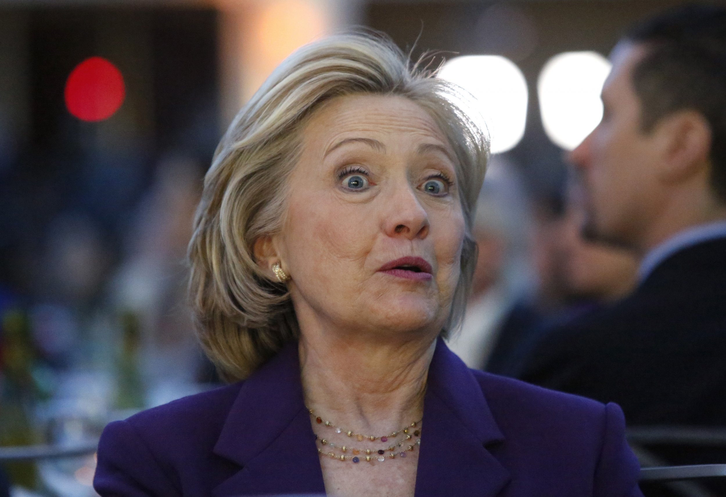 Embattled Hillary Clinton Urges State Department To Release Emails Newsweek 