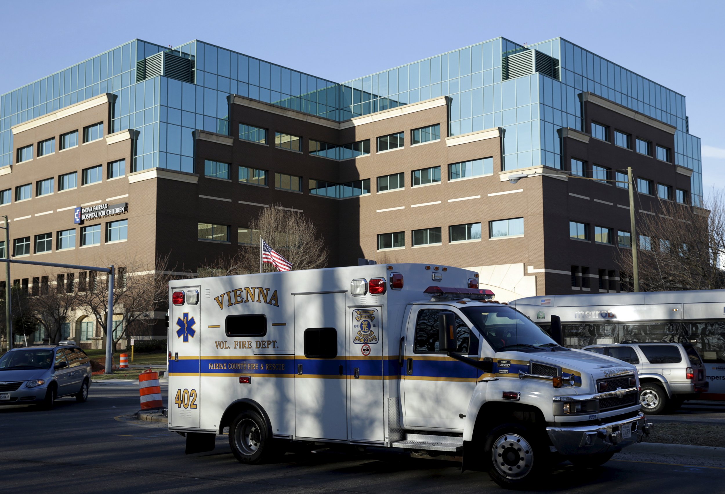 Two men escape from psychiatric hospital