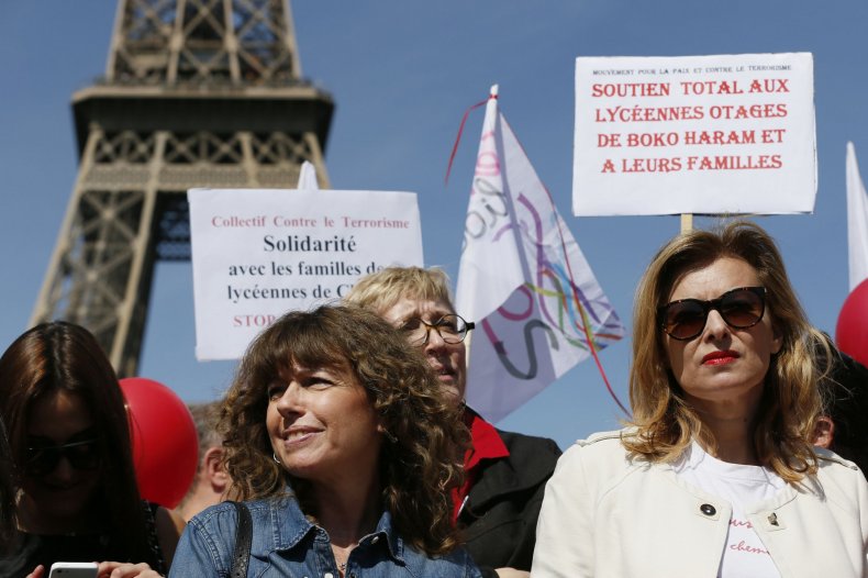 2015-04-14T134120Z_539172420_PM1EB4E15NH01_RTRMADP_3_NIGERIA-GIRLS-WARCRIMES-FRANCE
