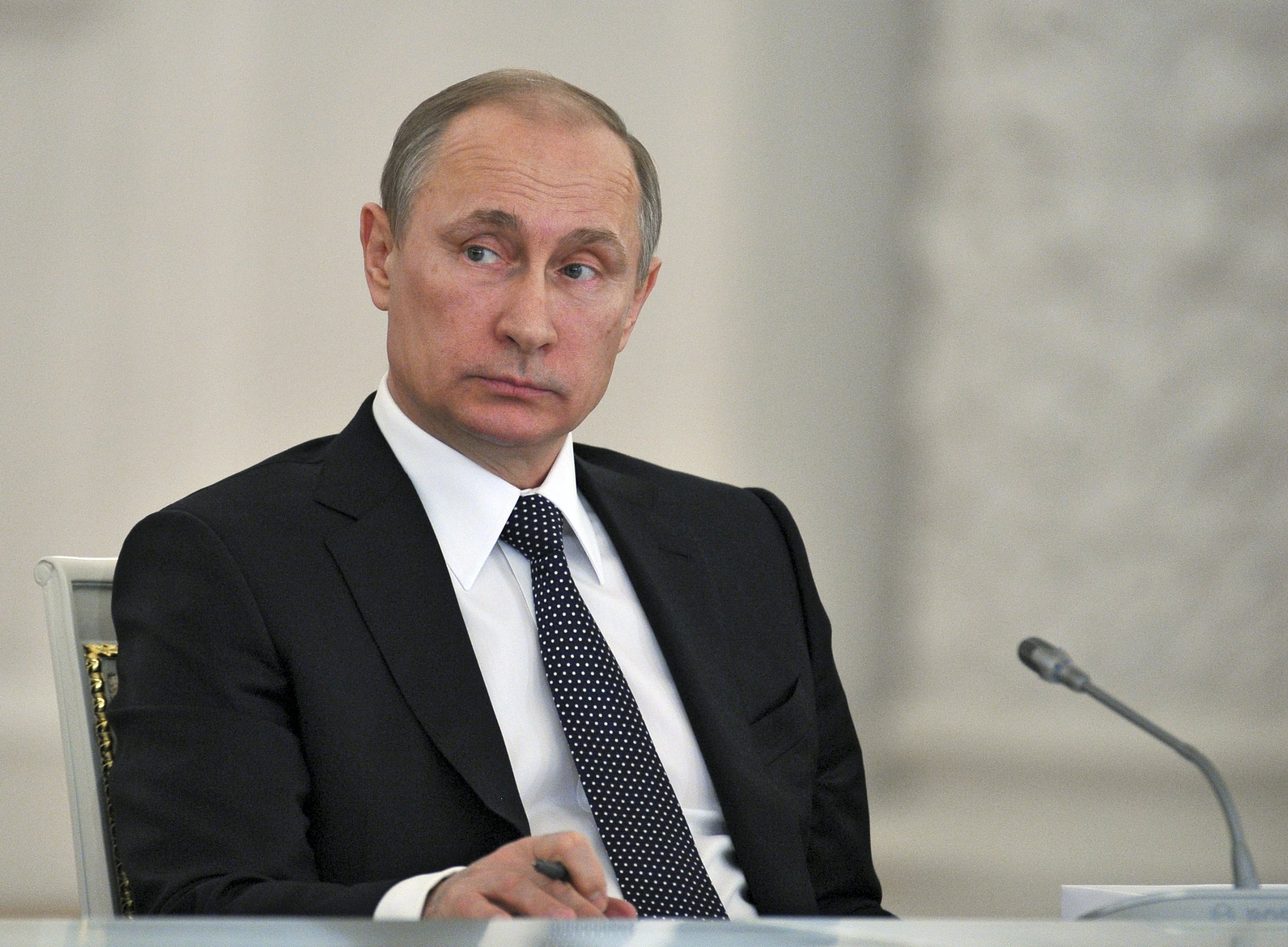 2015-04-15T142503Z_1_LYNXMPEB3E0P3_RTROPTP_4_RUSSIA-POLITICS