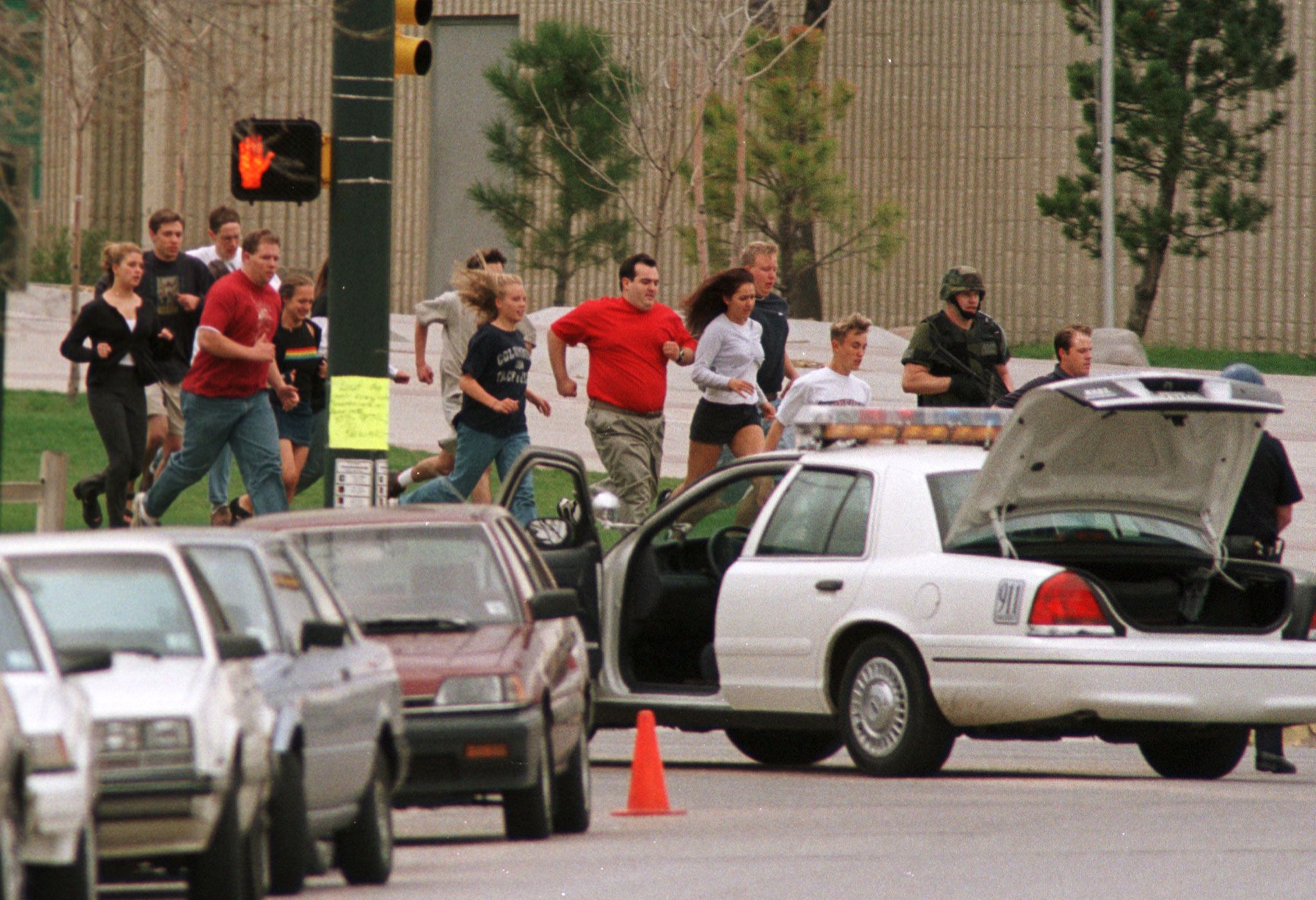 Massacre de Columbine, Massacre de Columbine